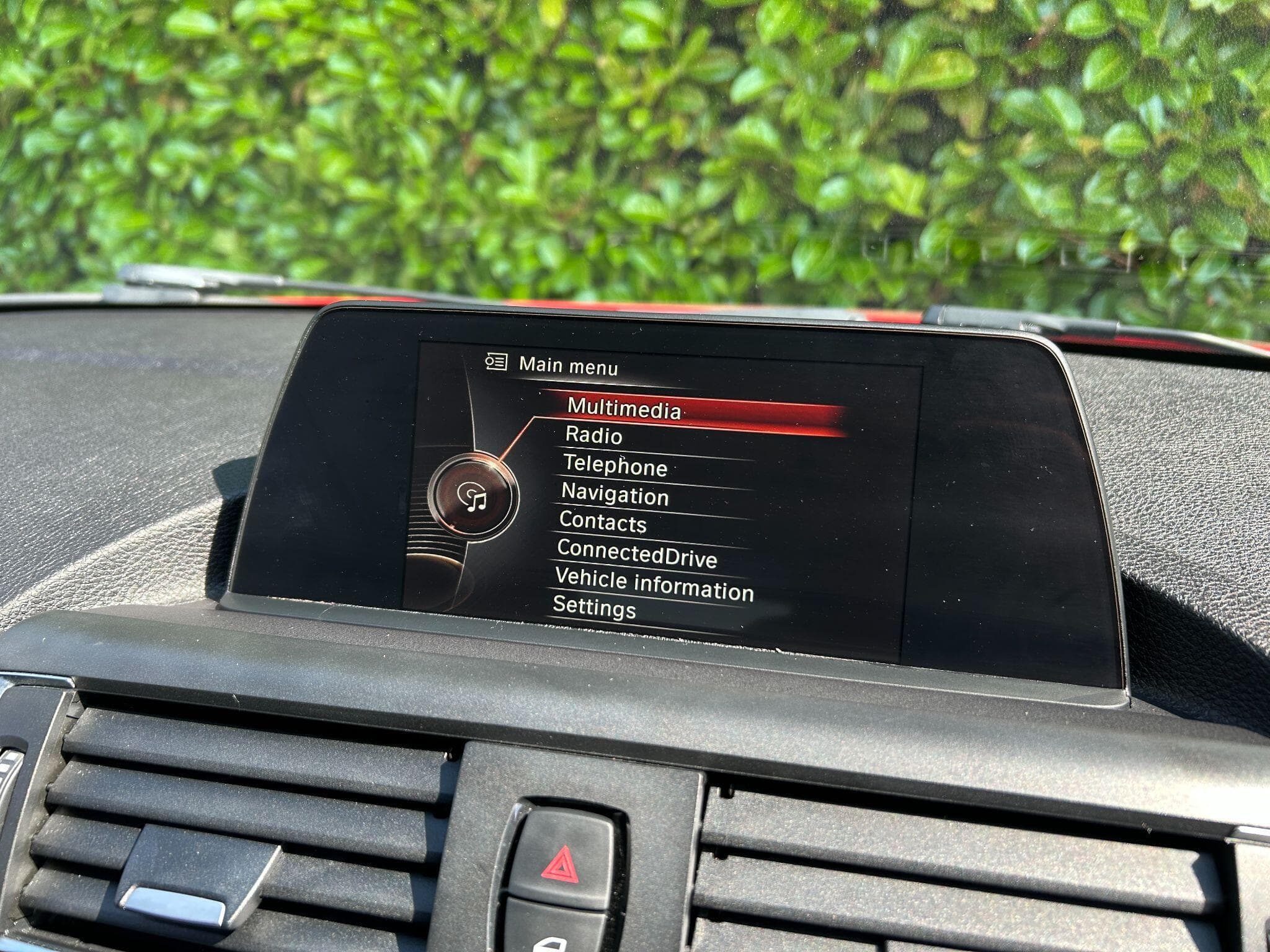 BMW 1 Series view 26
