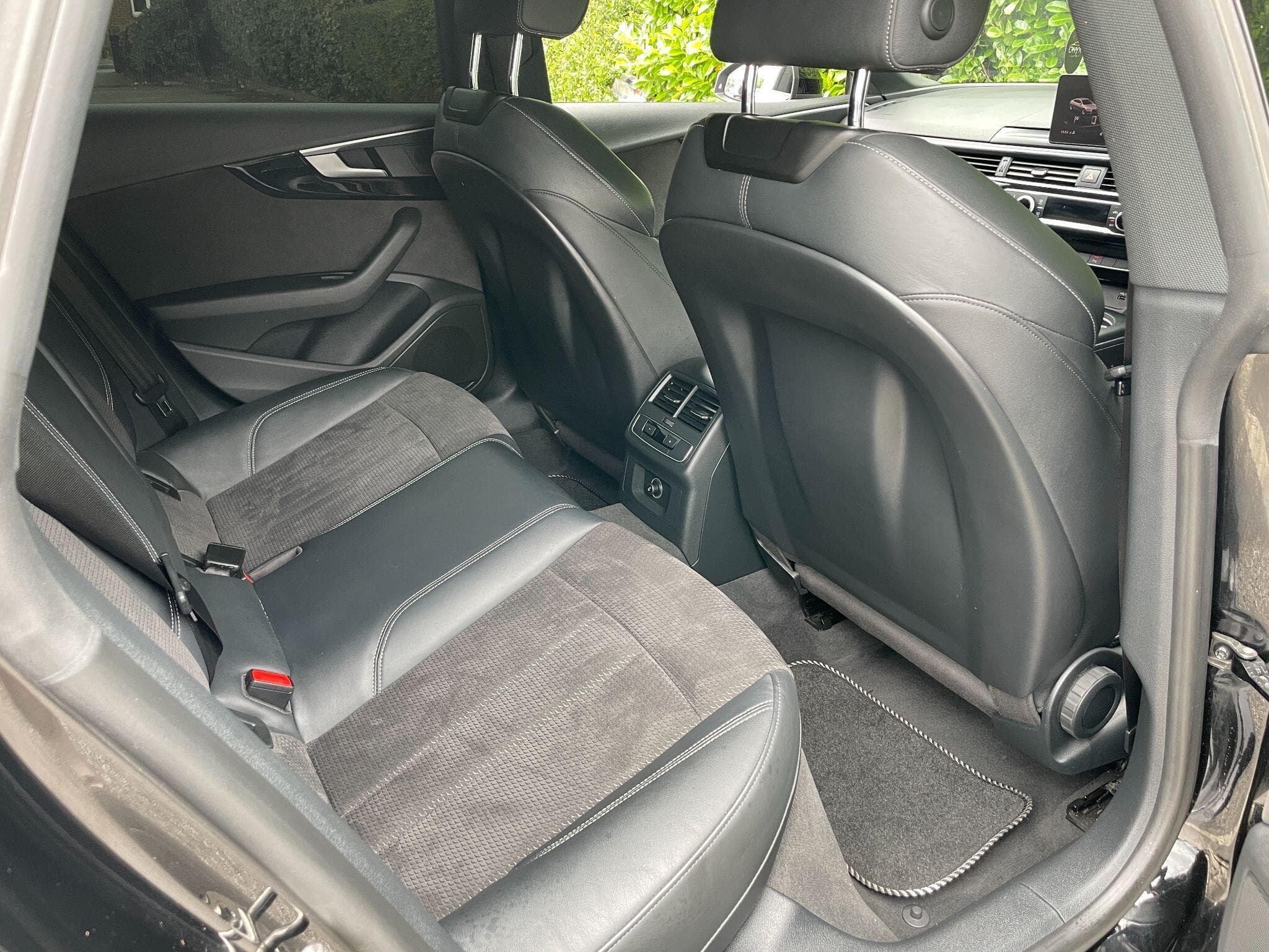 Audi A5 view 21