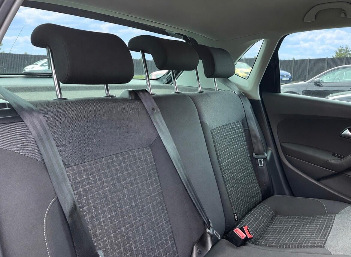 Volkswagen Polo view 33