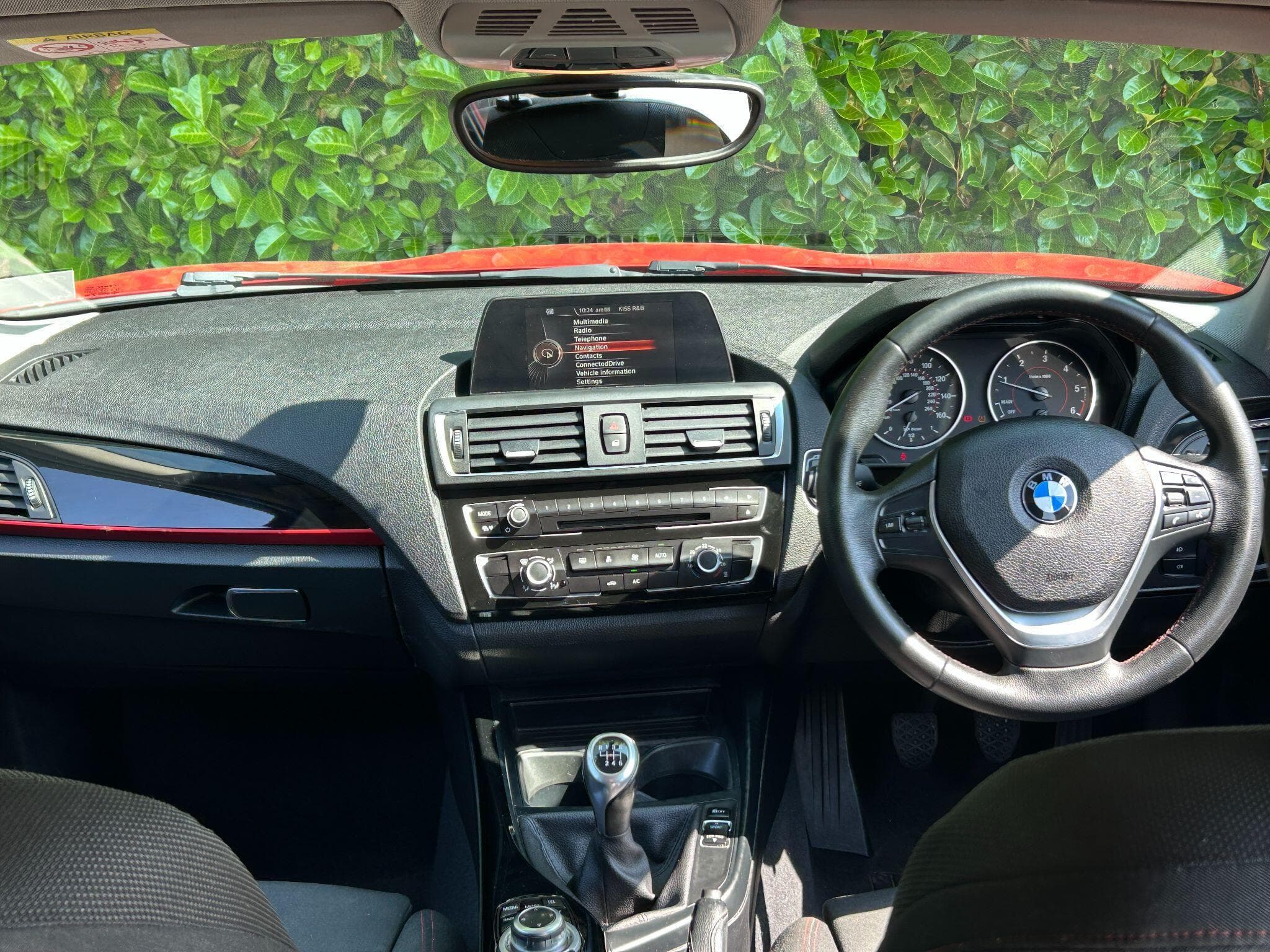 BMW 1 Series view 11