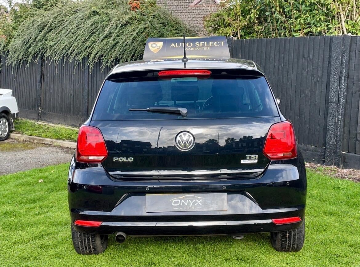 Volkswagen Polo view 6