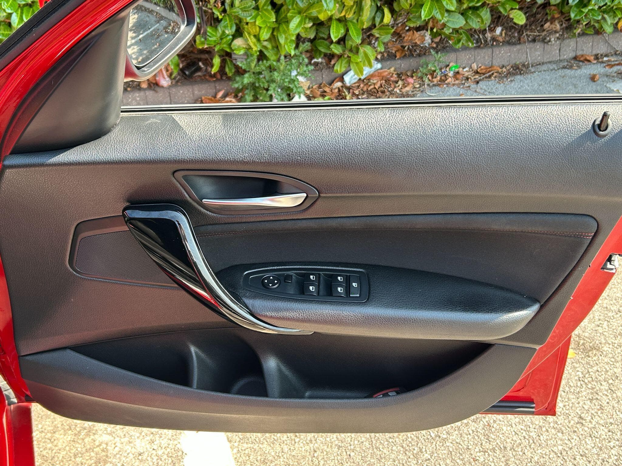 BMW 1 Series view 24