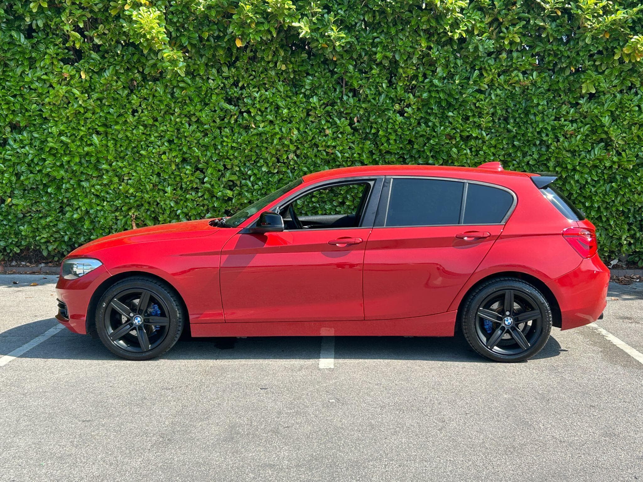 BMW 1 Series view 7