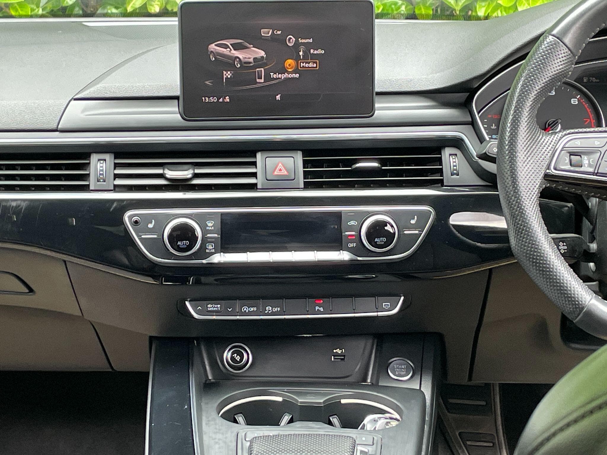 Audi A5 view 23