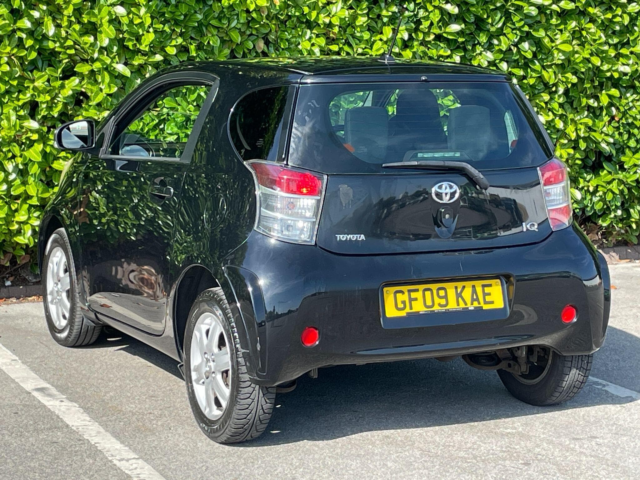 Toyota iQ view 7