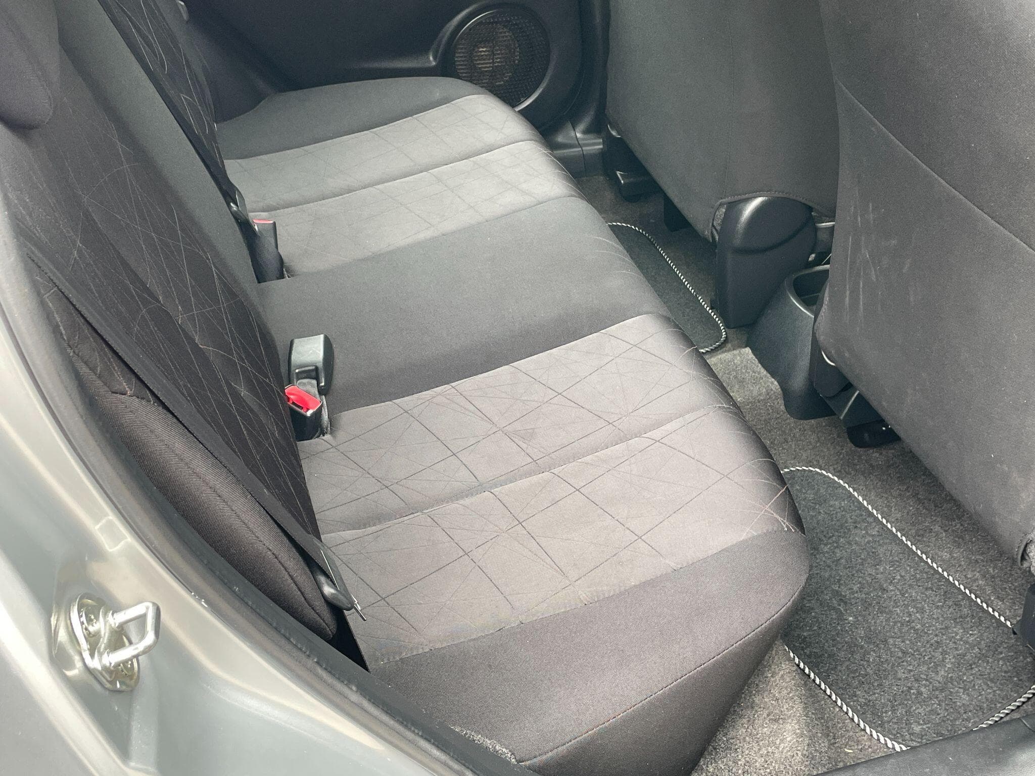 Mazda Mazda2 view 21