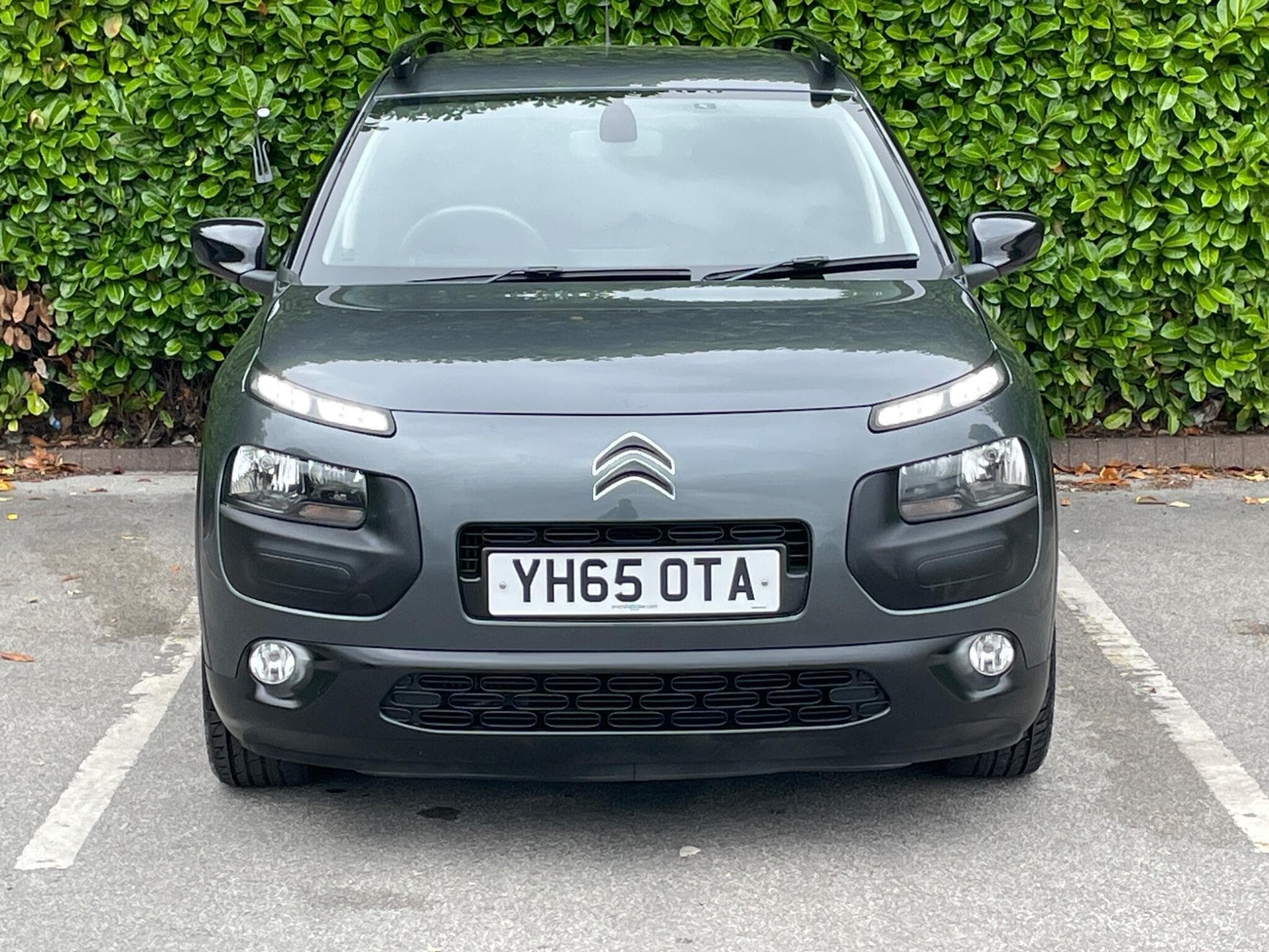 Citroen C4 Cactus view 3