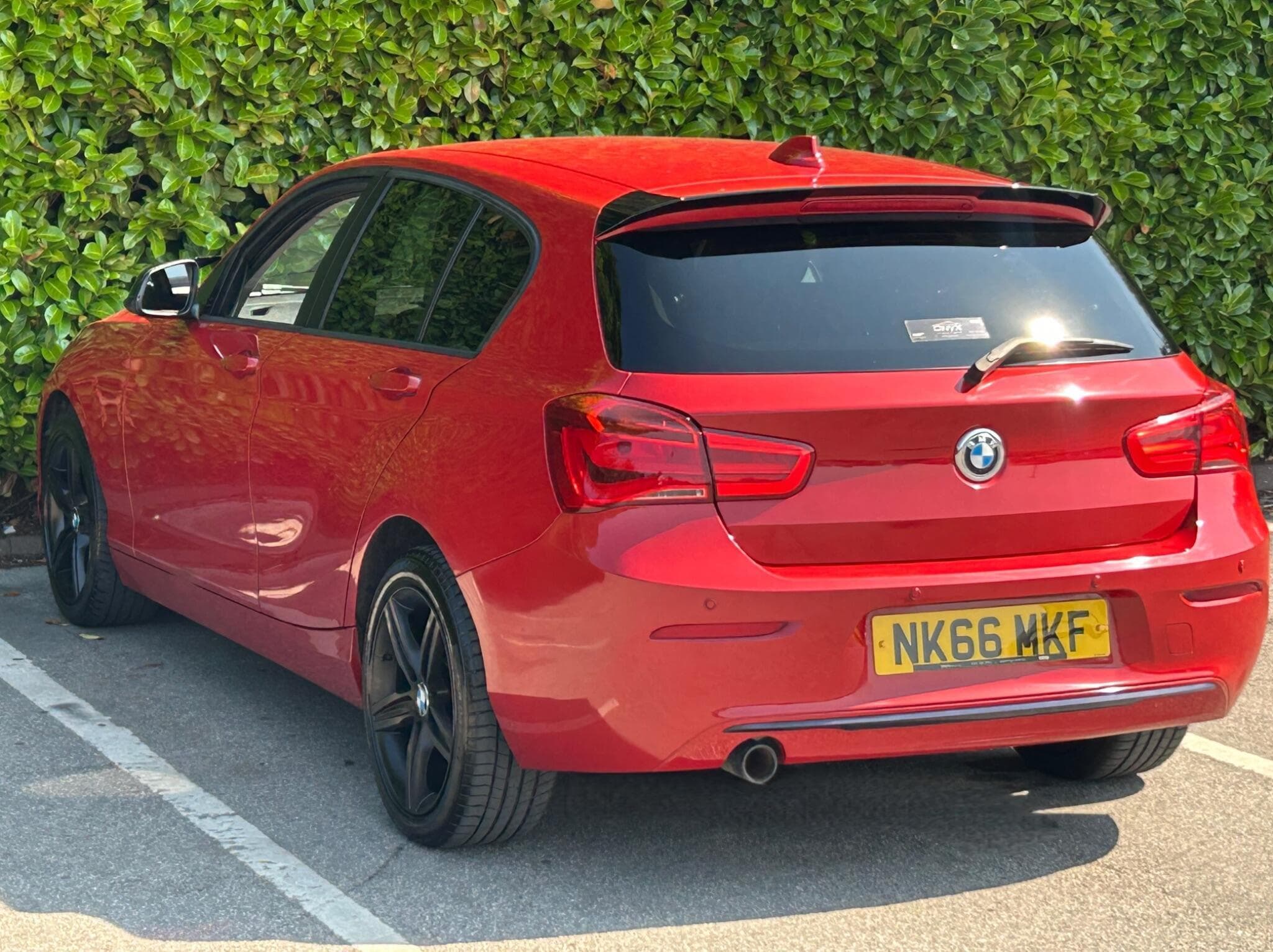 BMW 1 Series view 40