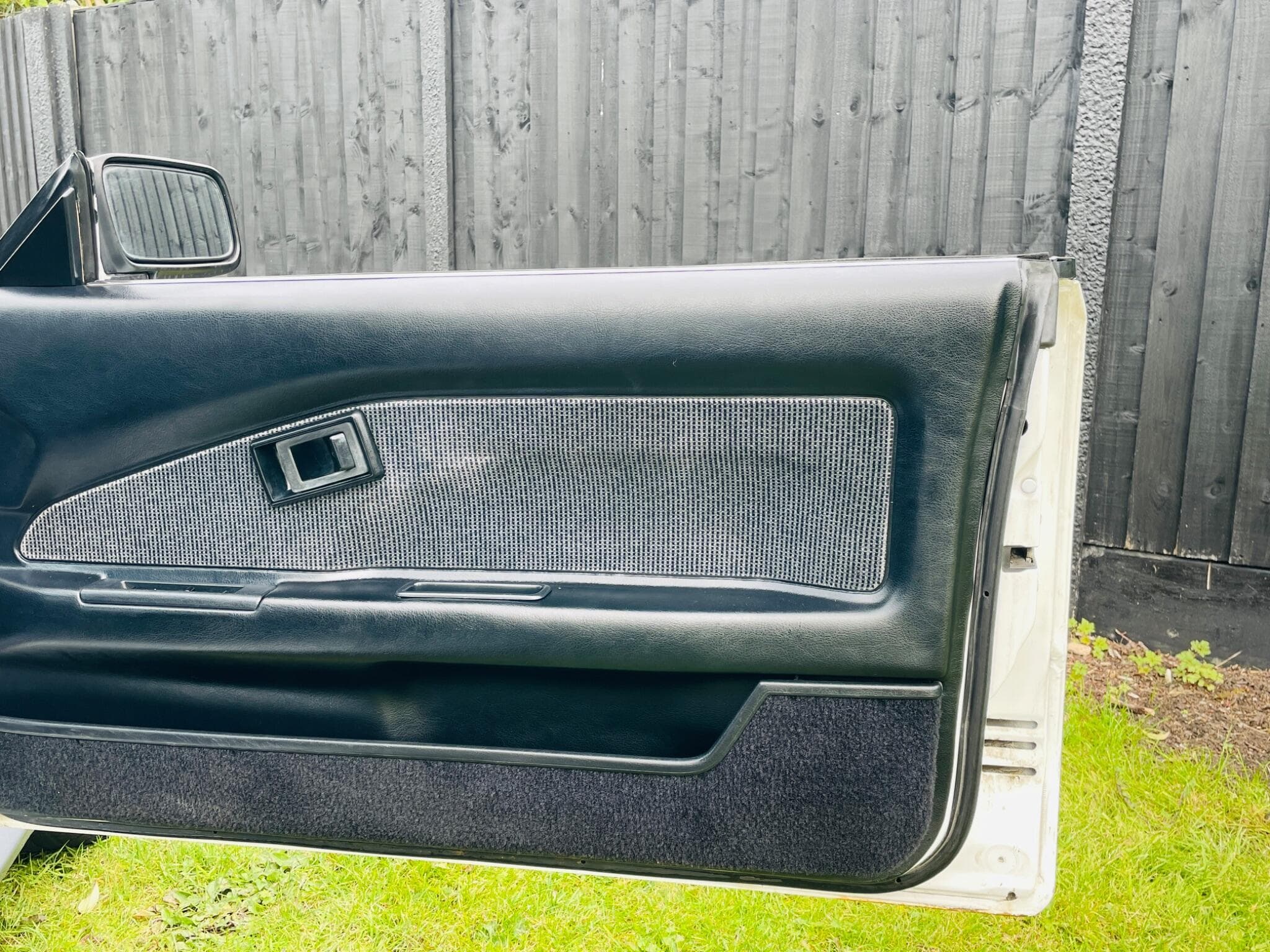 Toyota MR2 view 24