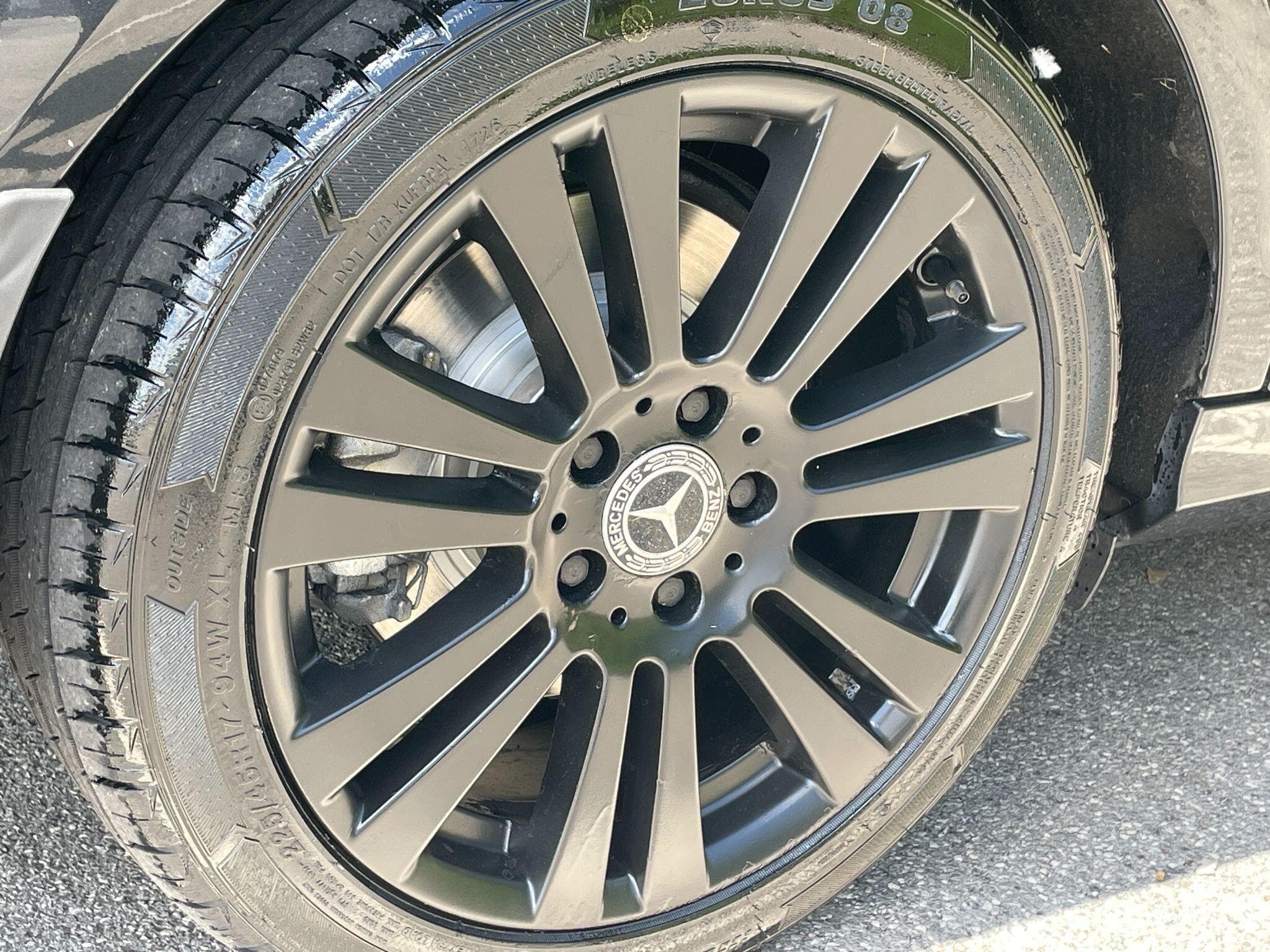 Mercedes-Benz C Class view 25