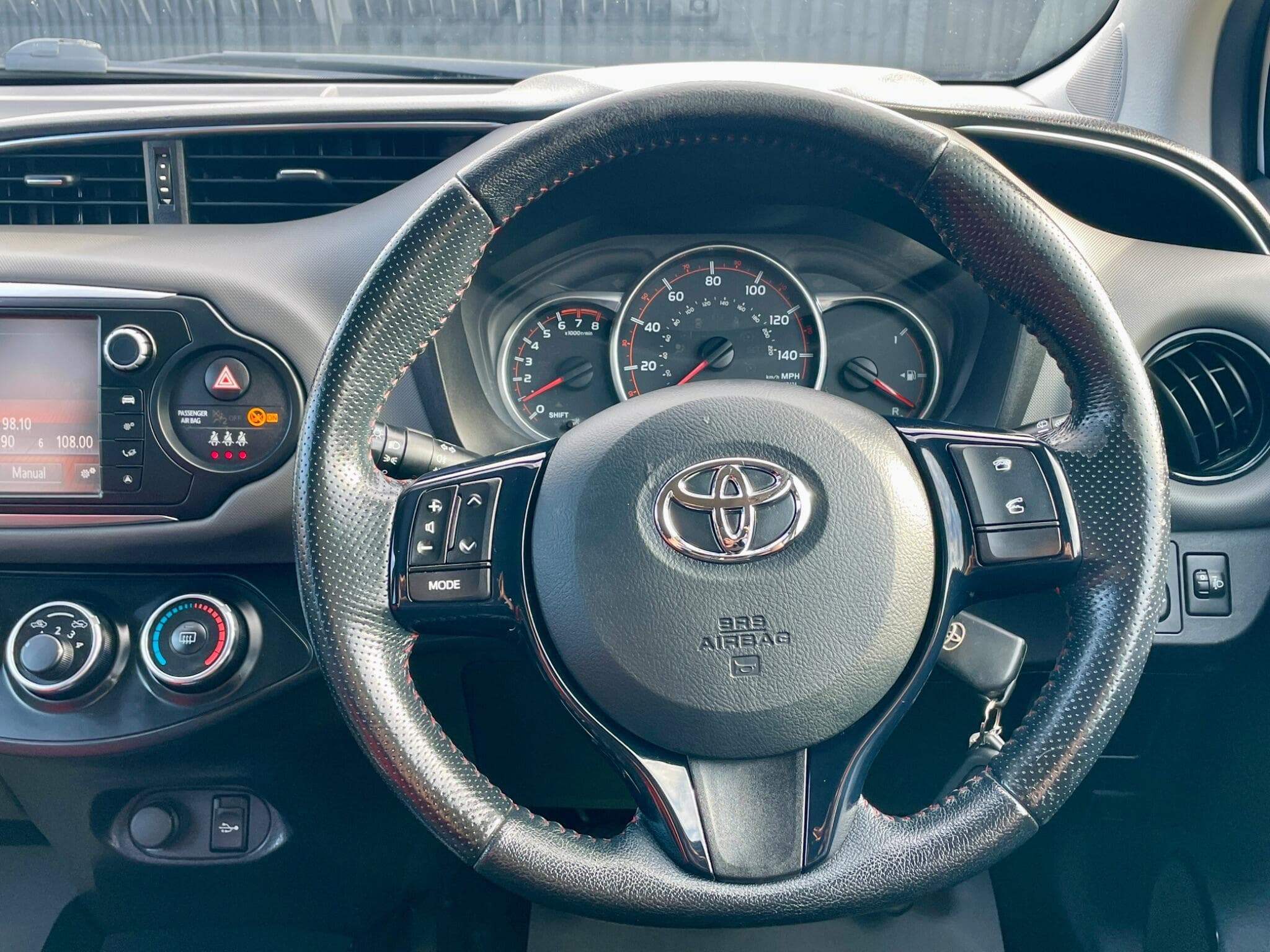 Toyota Yaris view 28