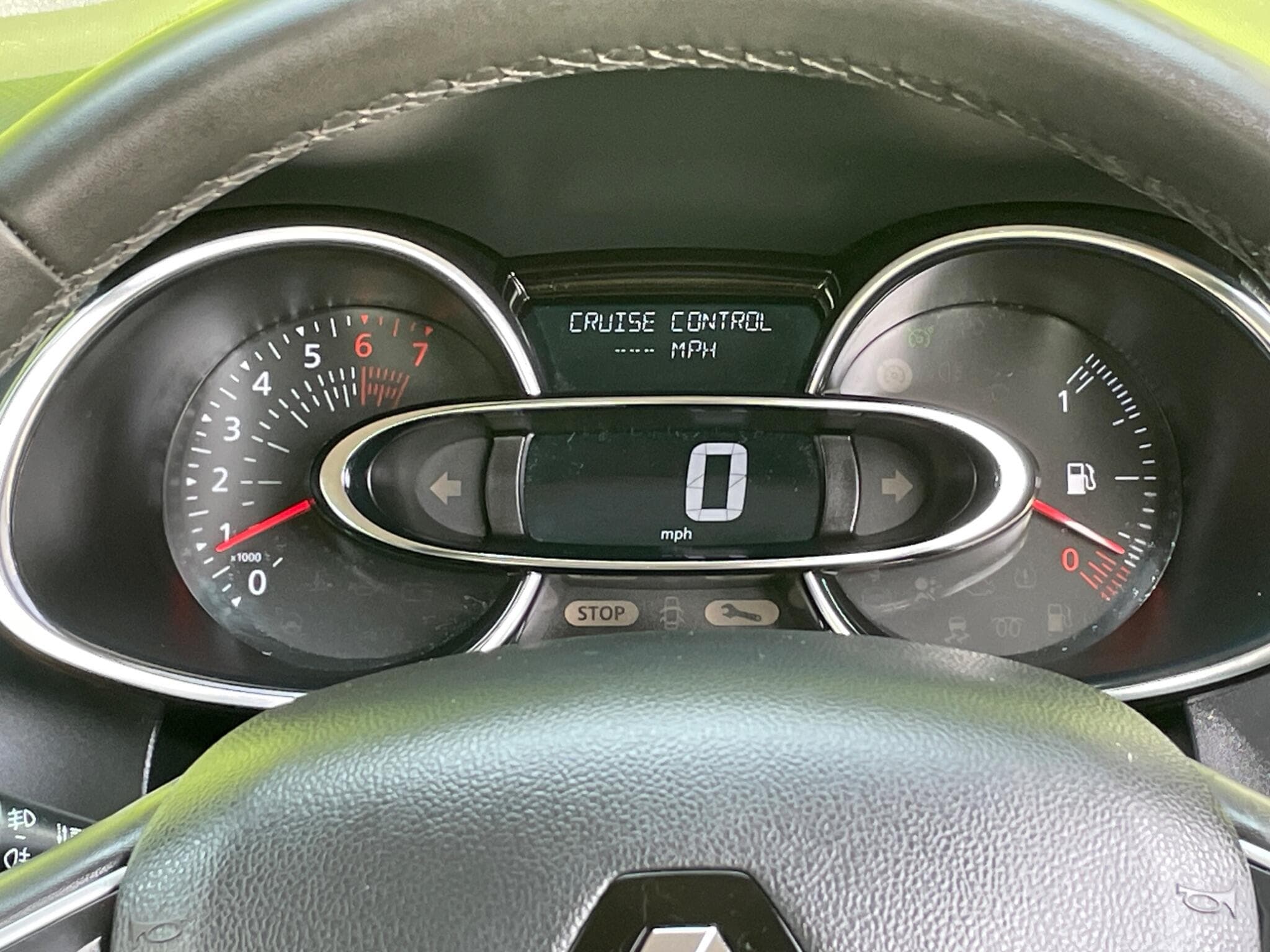 Renault Clio view 26
