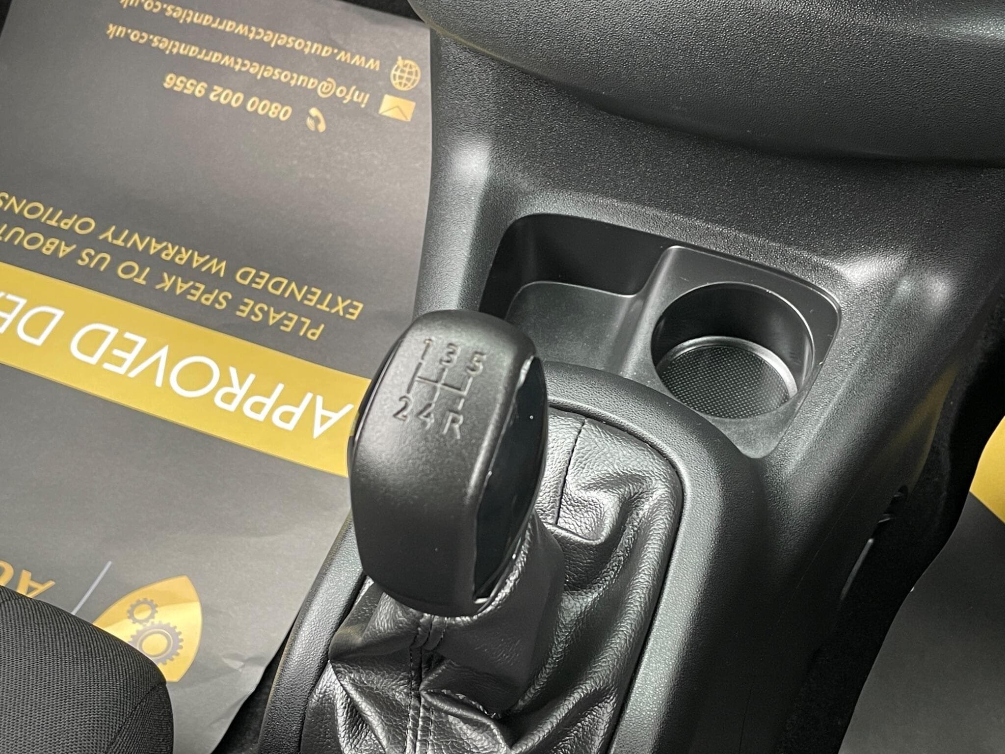Citroen C4 Cactus view 11