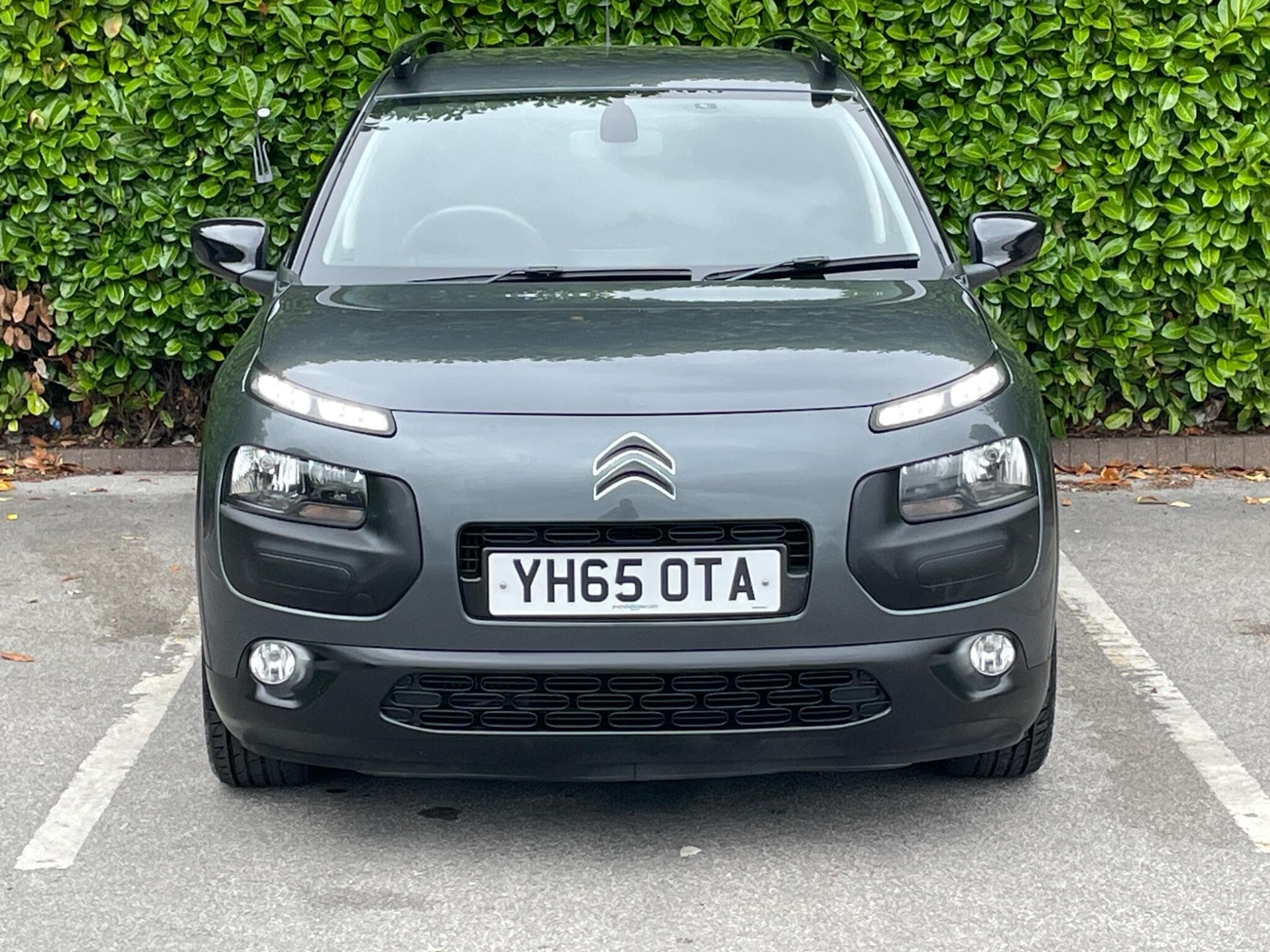 Citroen C4 Cactus view 3
