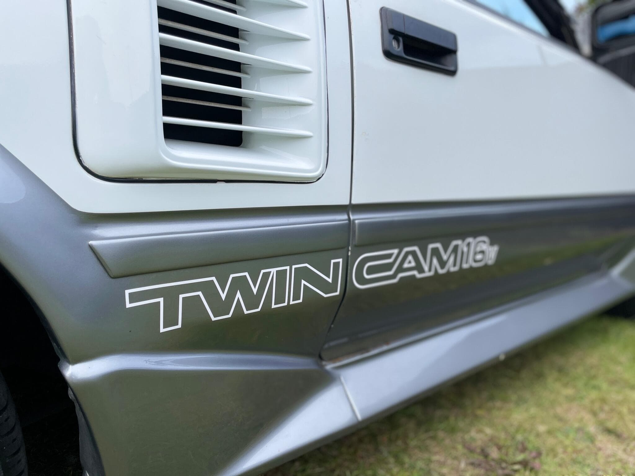Toyota MR2 view 35