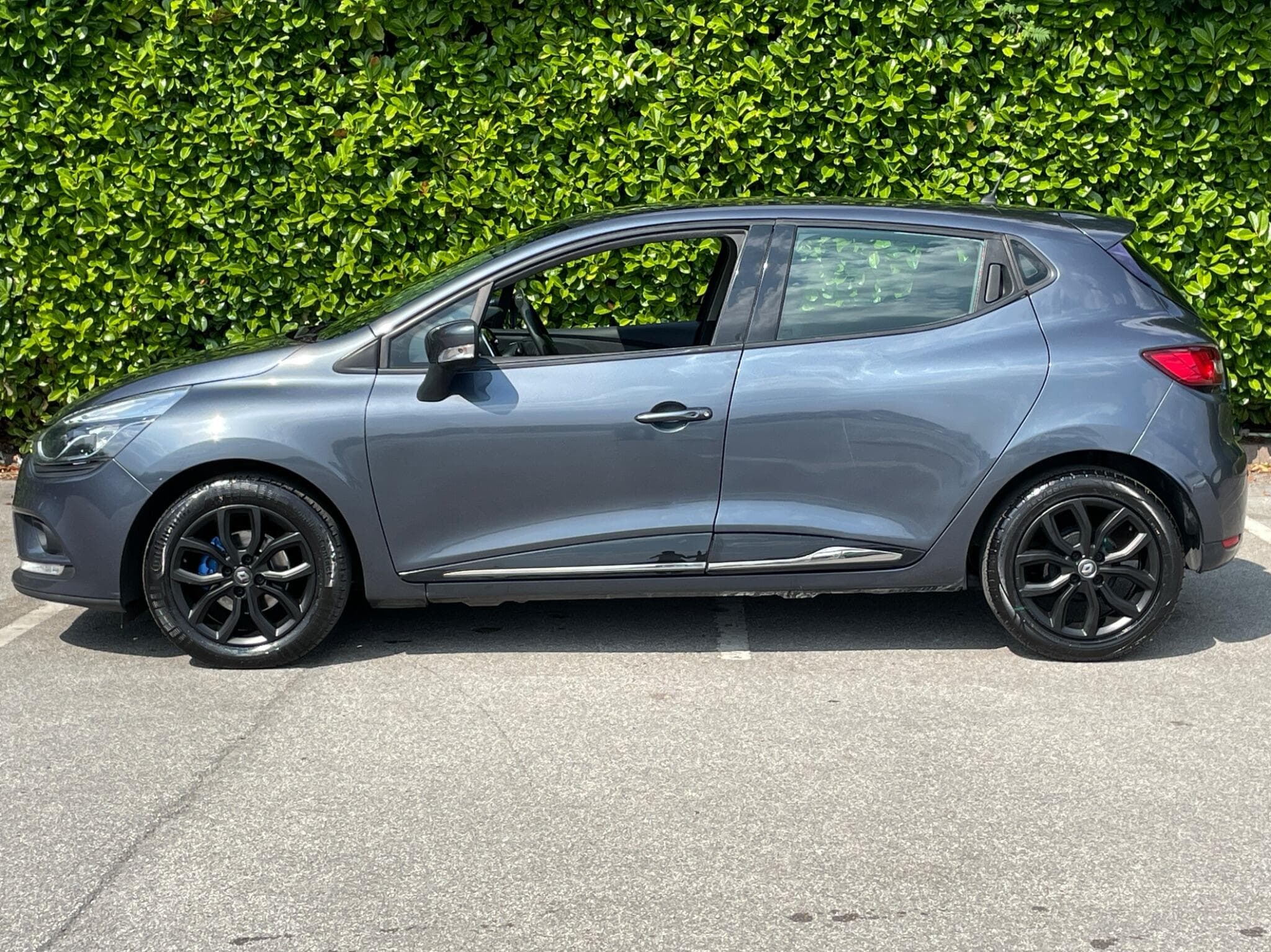 Renault Clio view 7