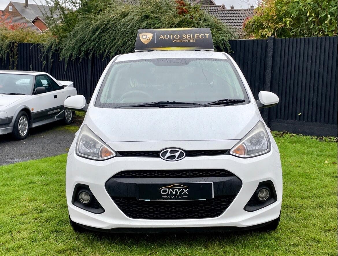 Hyundai i10 view 2
