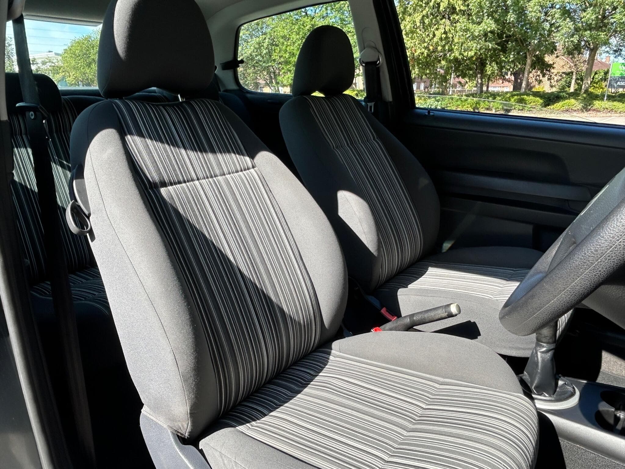 Volkswagen Fox view 17
