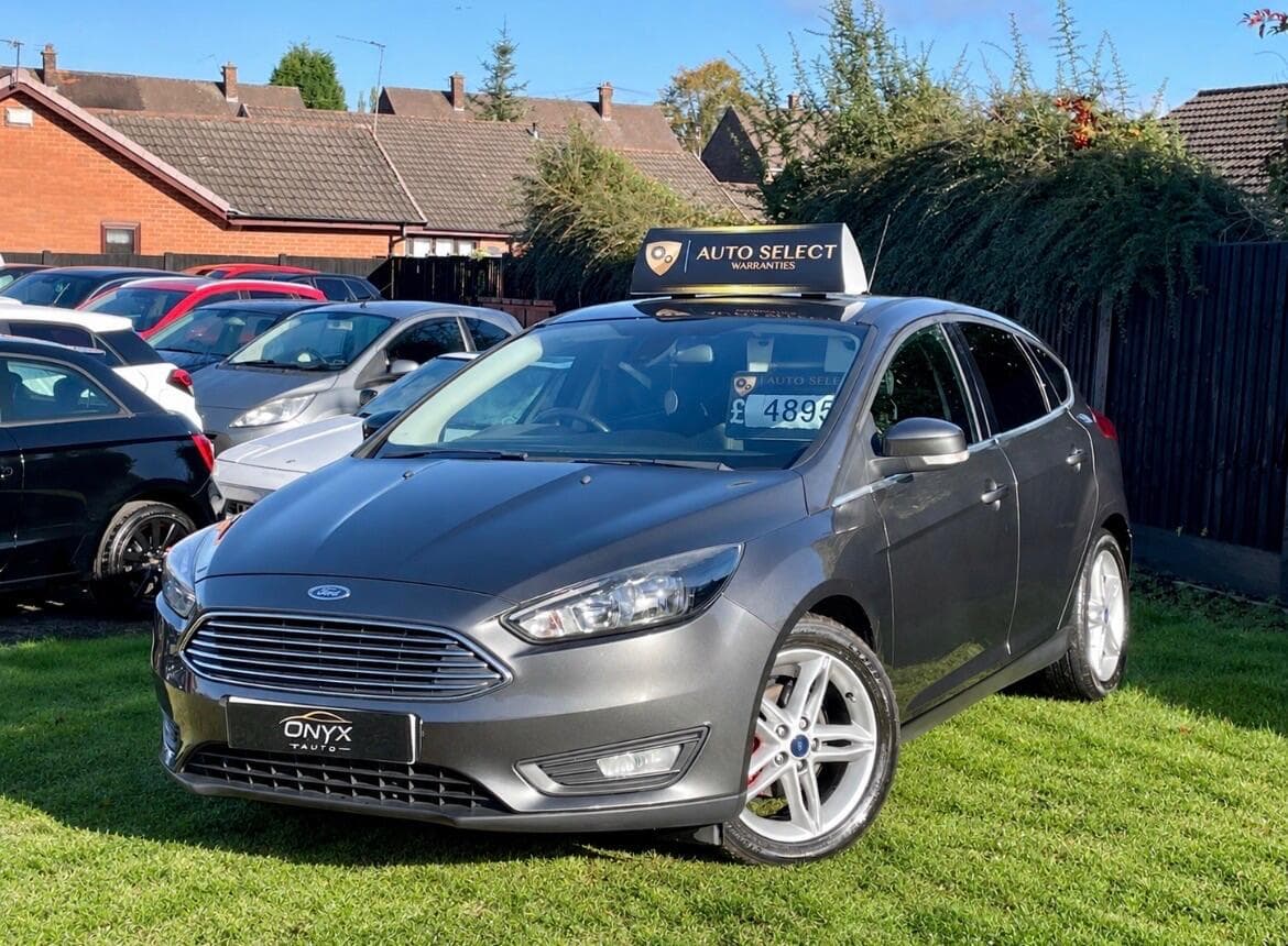 Ford Focus view 5