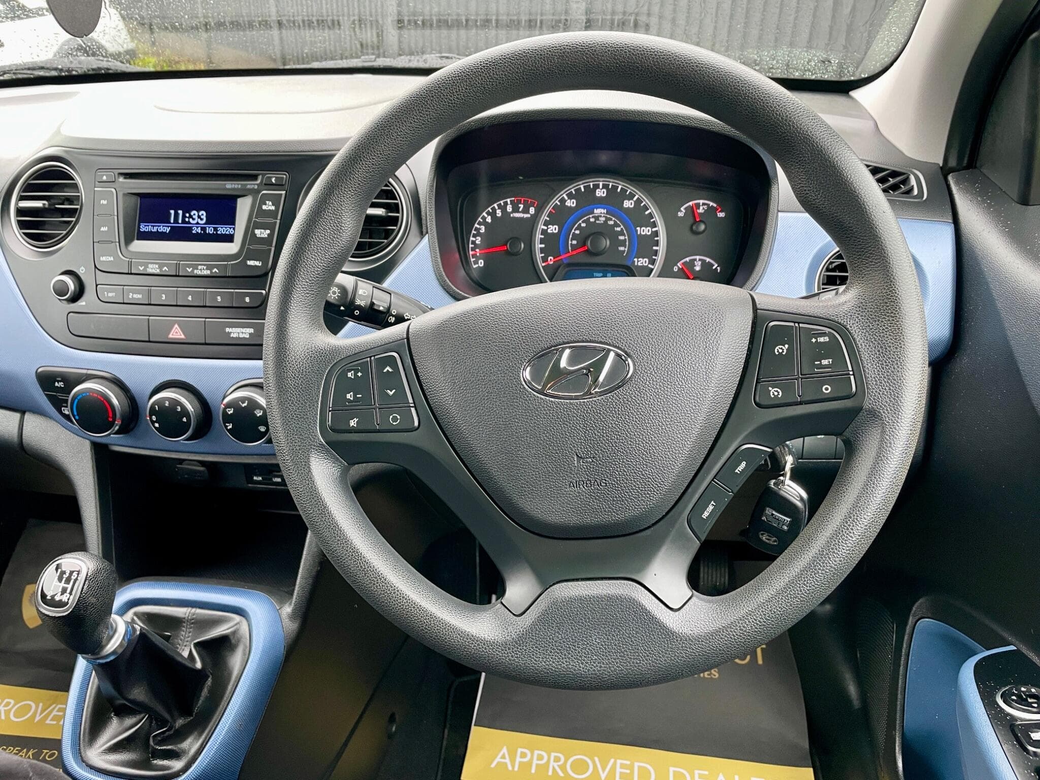 Hyundai i10 view 23