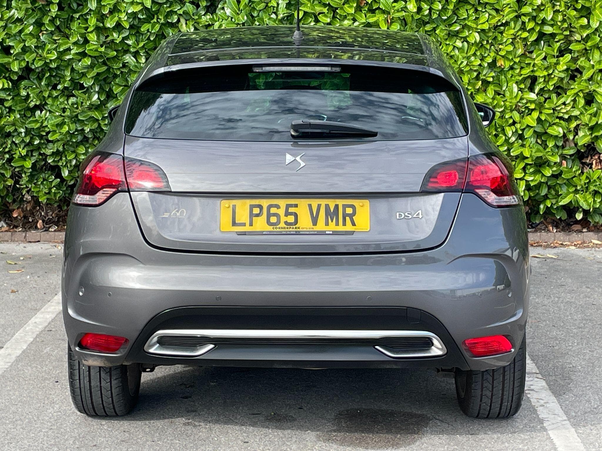 DS AUTOMOBILES DS 4 view 8