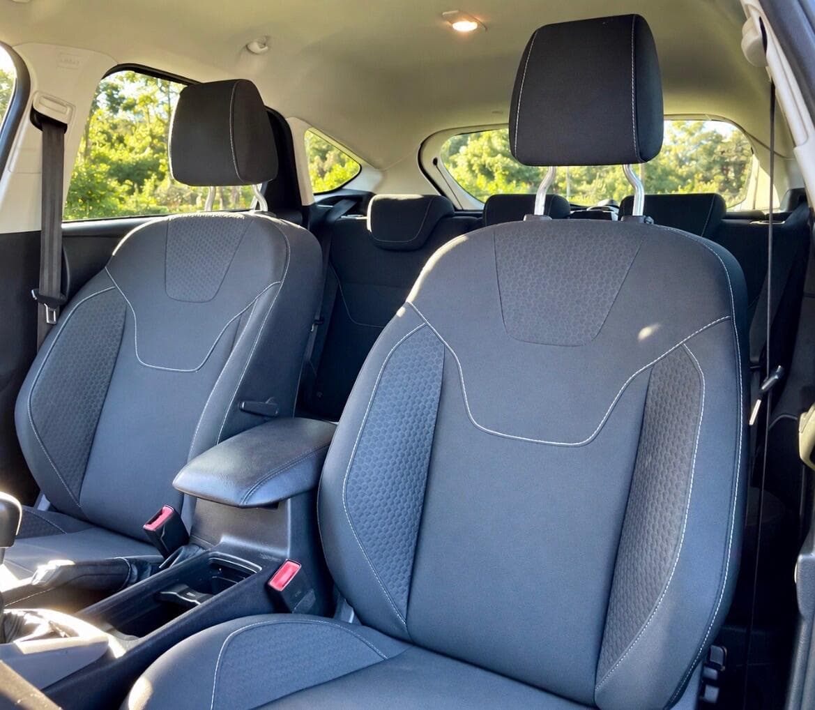 Ford Focus view 33