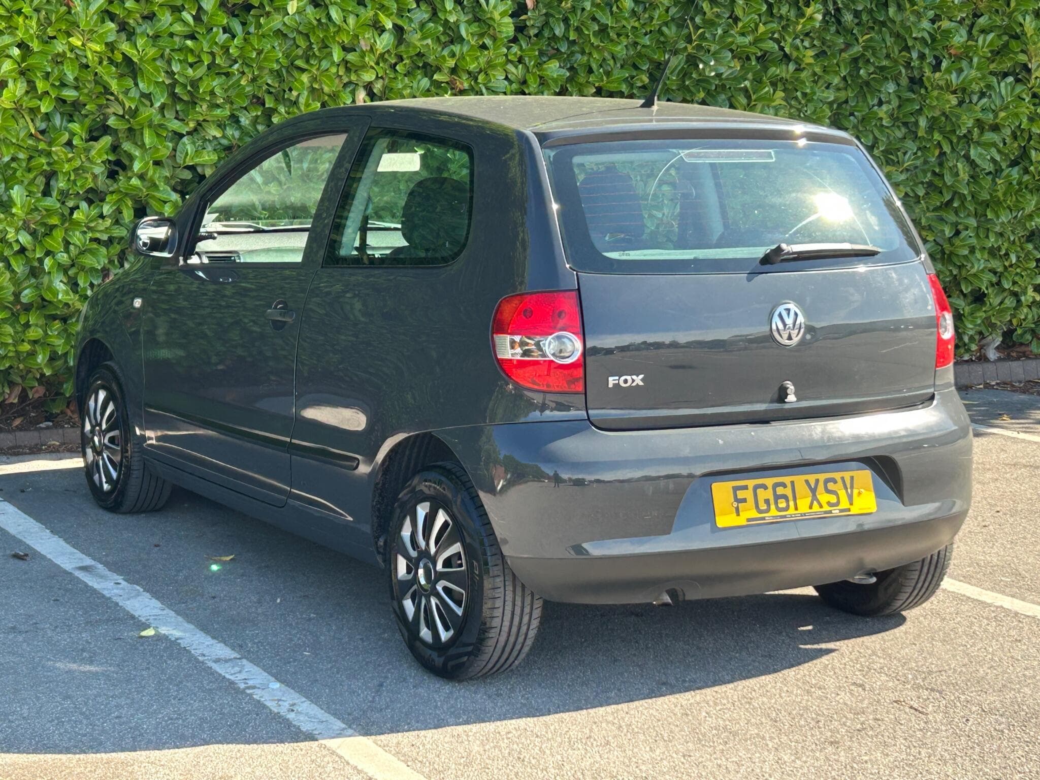 Volkswagen Fox view 6