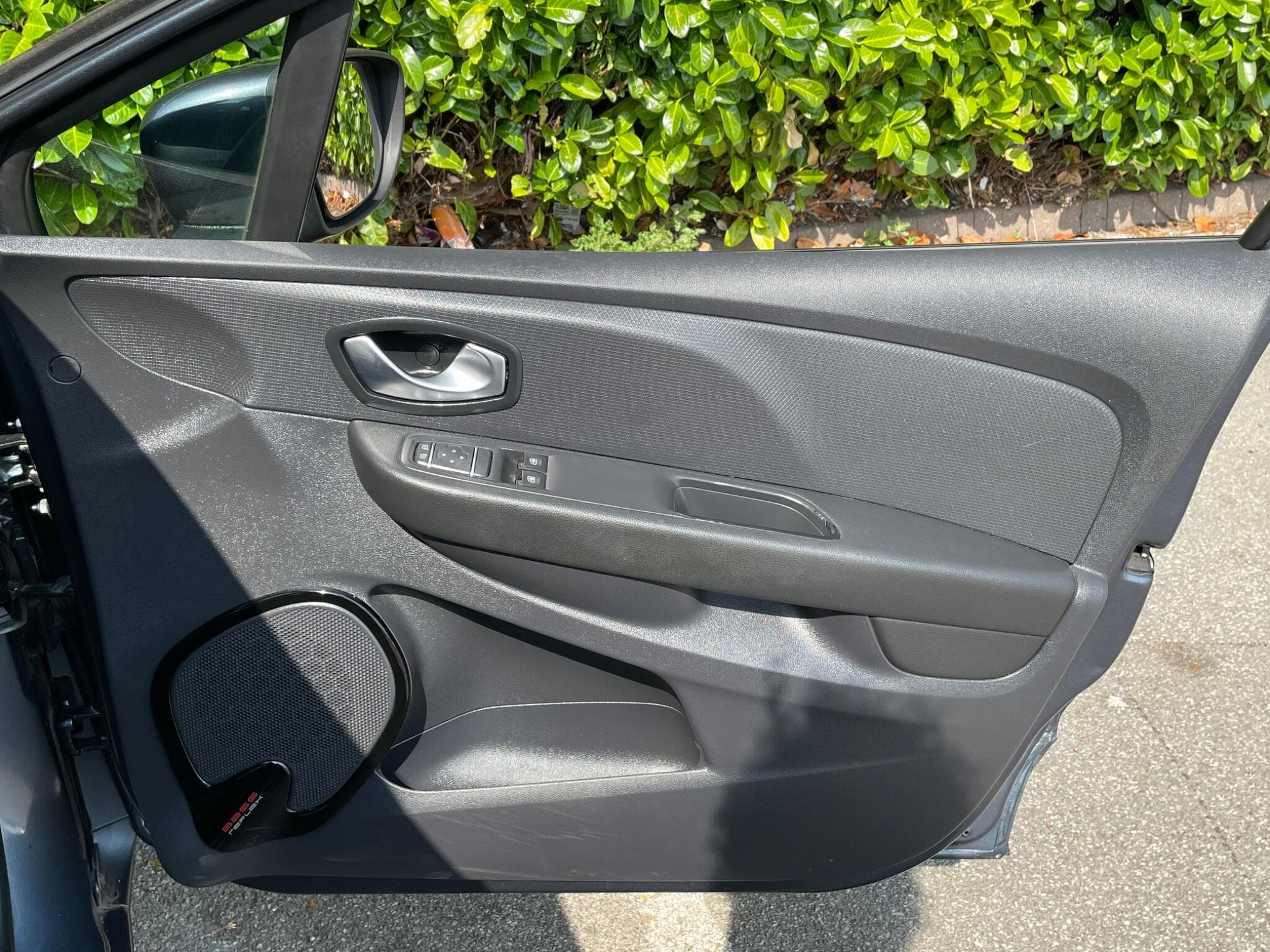 Renault Clio view 22
