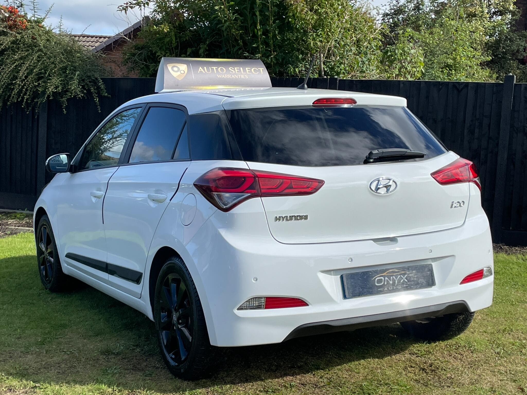 Hyundai i20 view 7
