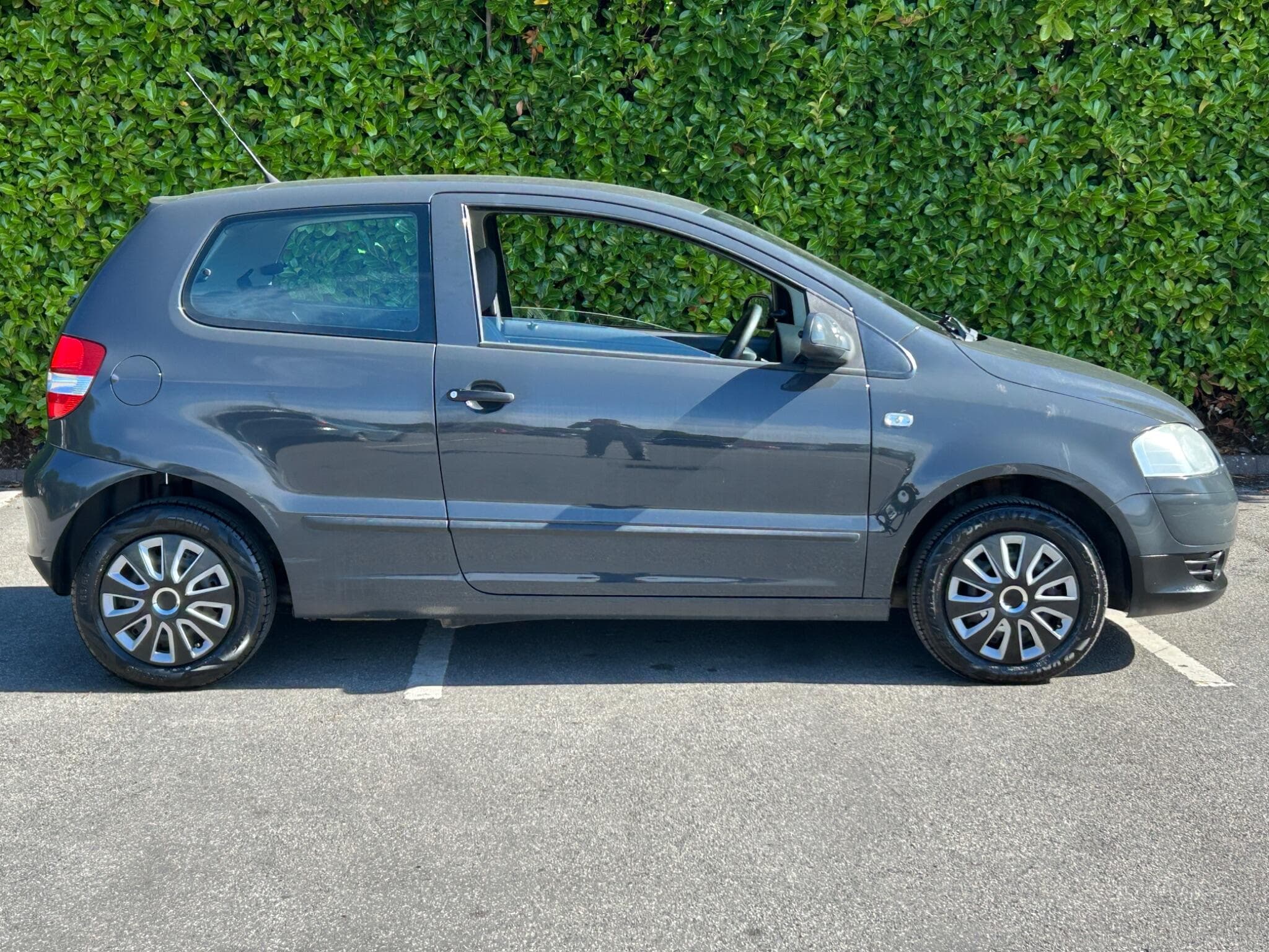 Volkswagen Fox view 11