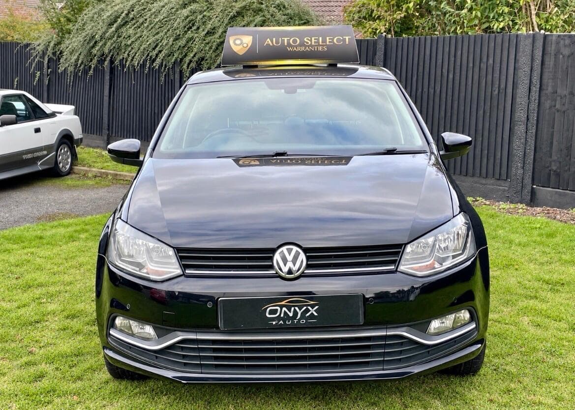 Volkswagen Polo view 4