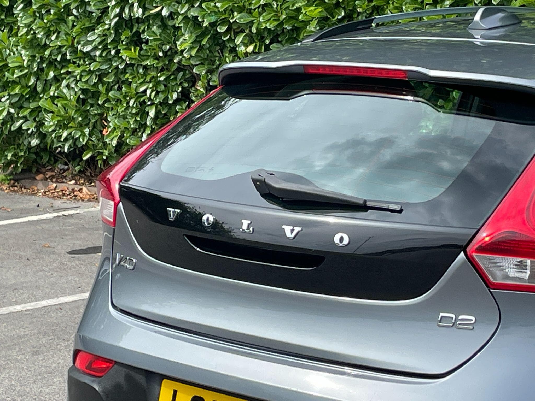 Volvo V40 Cross Country view 19