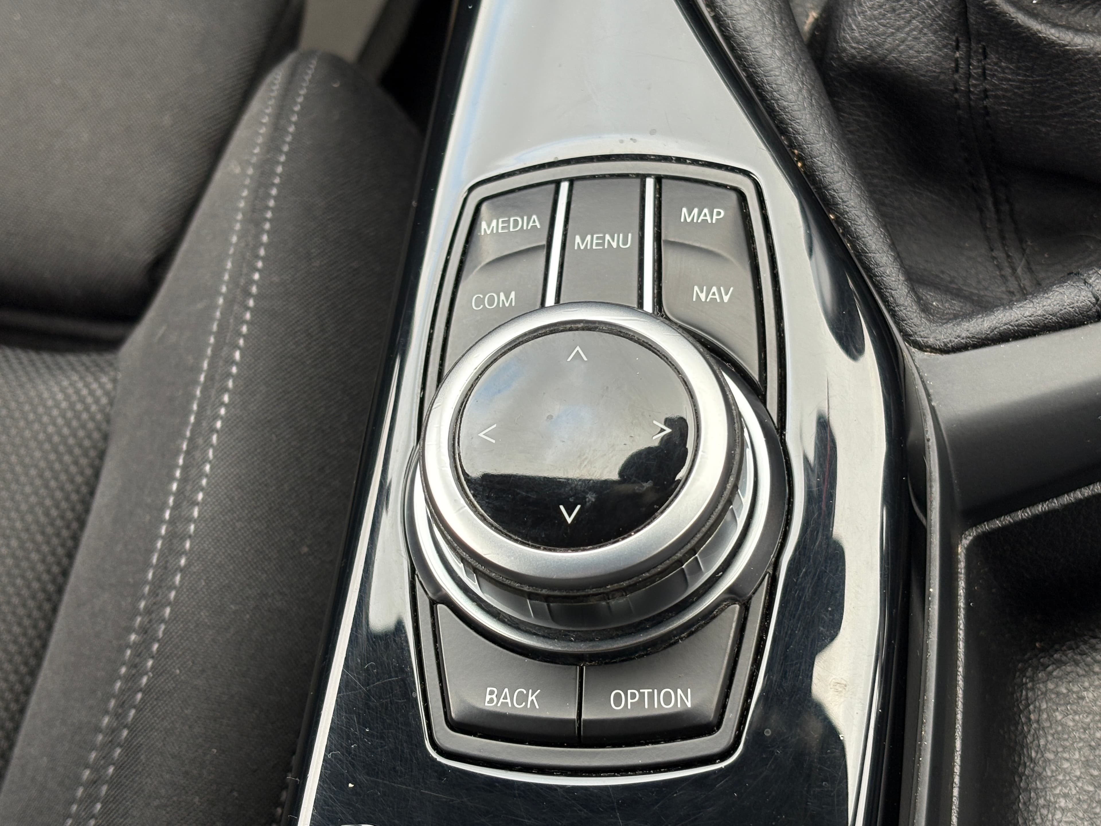 BMW 1 Series 118d Sport view 15
