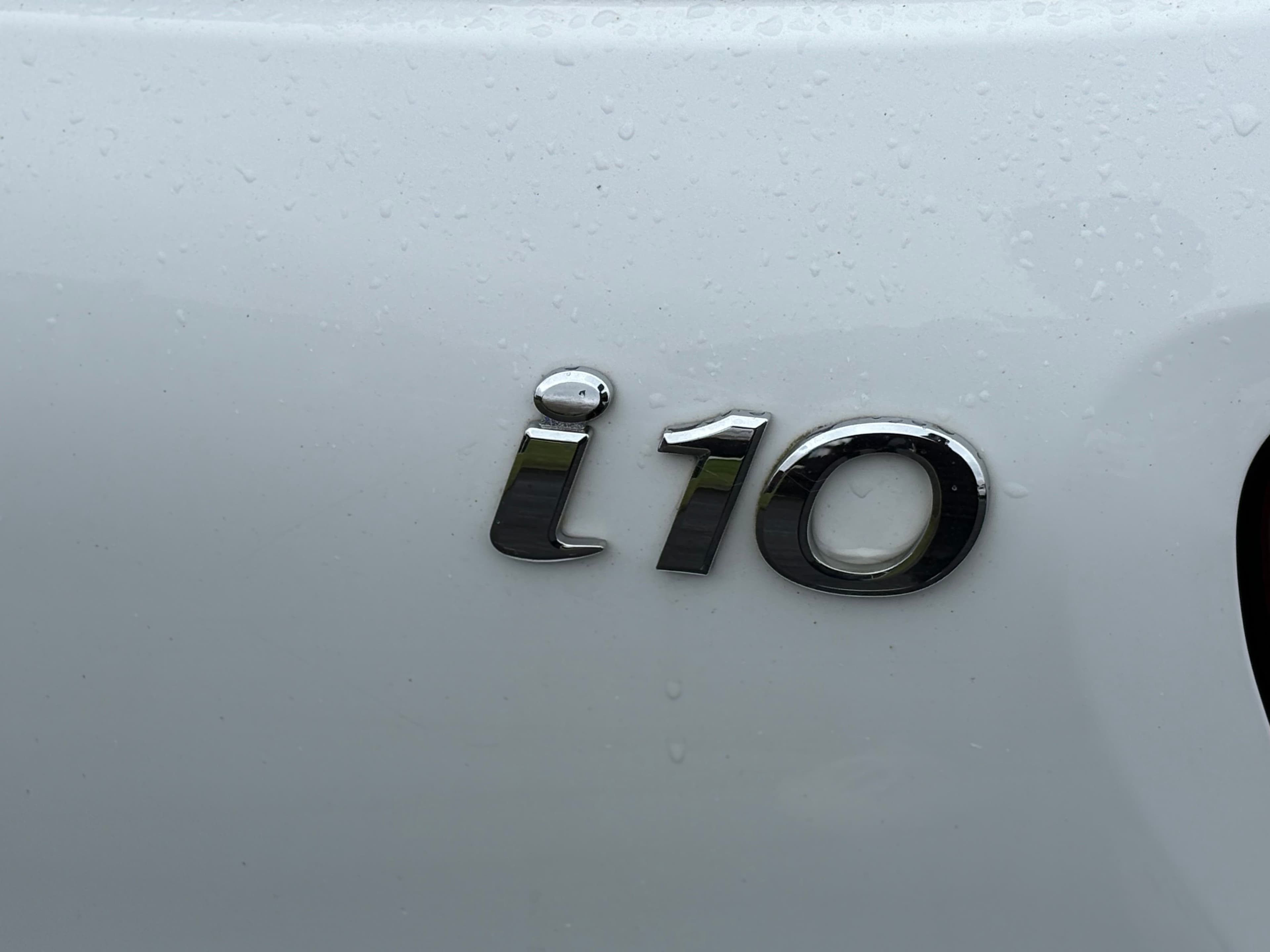 HYUNDAI i10 SE view 24