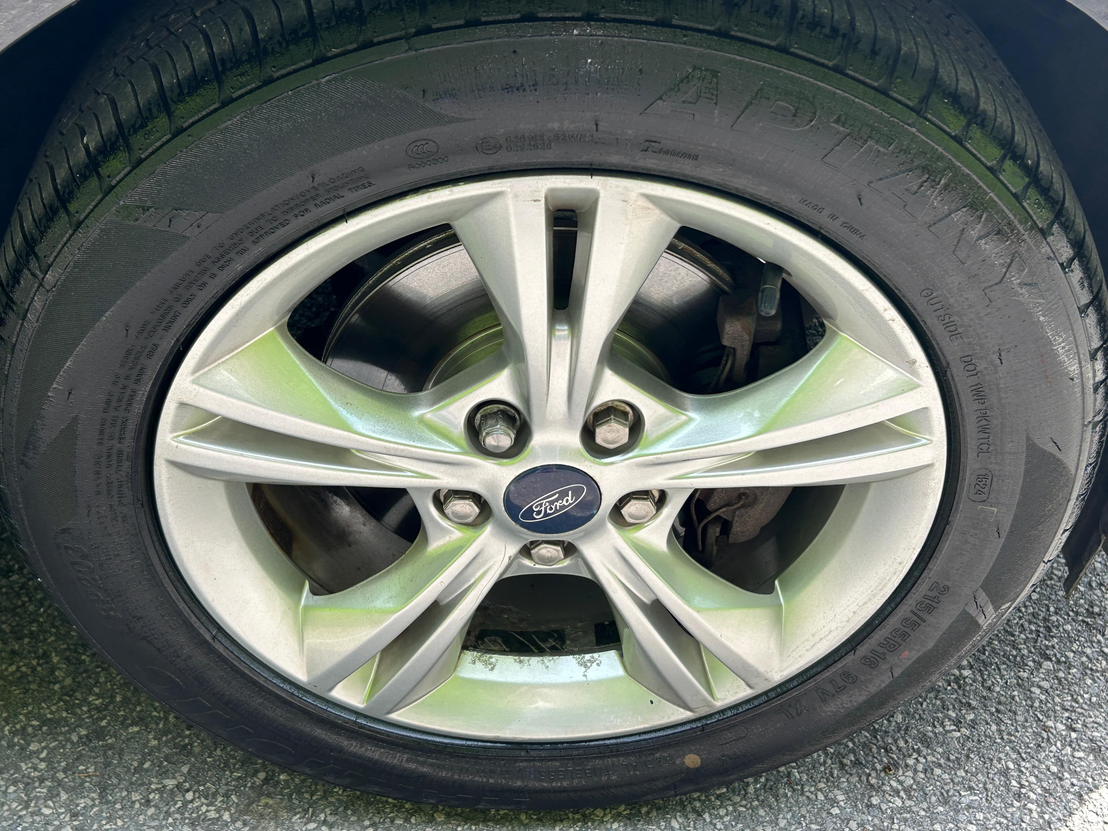 Ford Focus view 25
