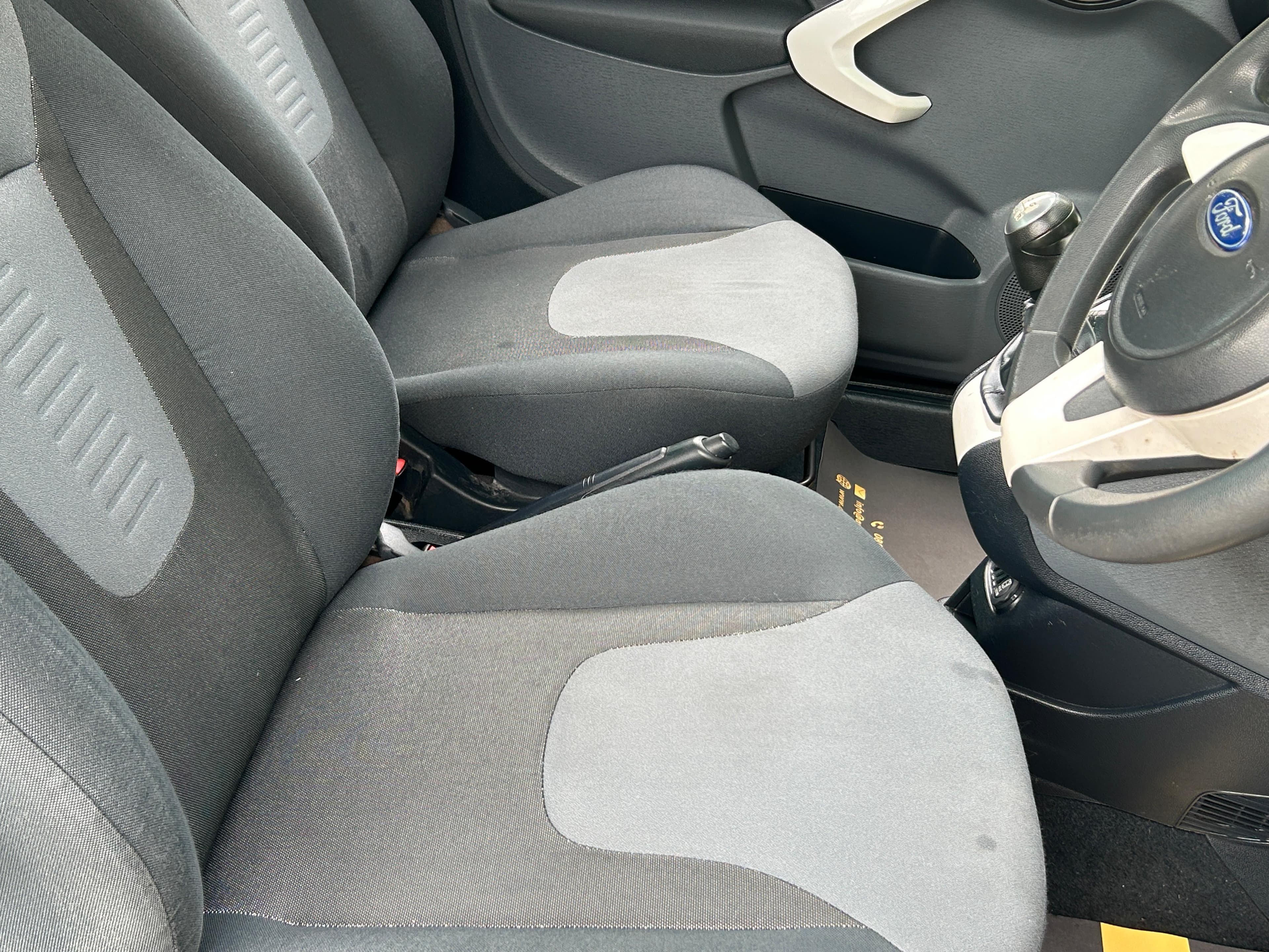 FORD KA ZETEC view 17