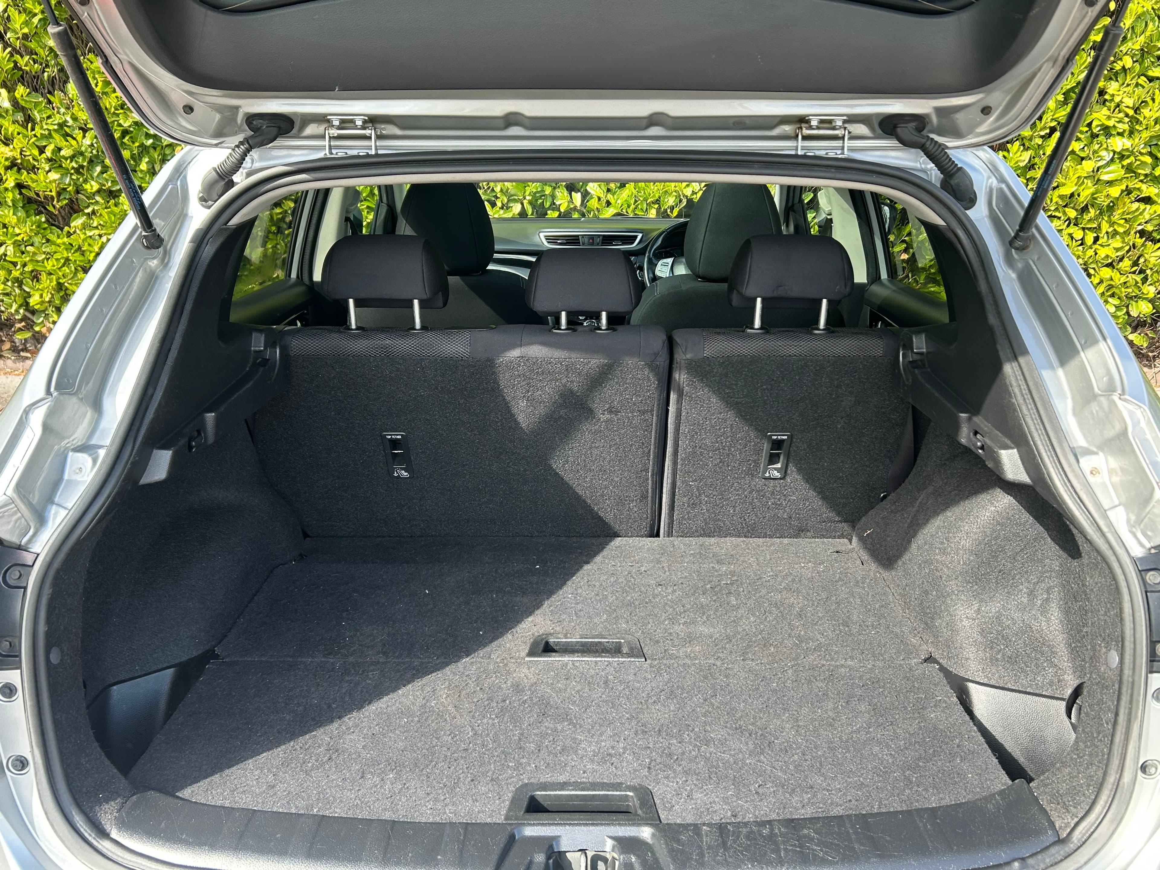 NISSAN Qashqai dCi Acenta Premium view 21