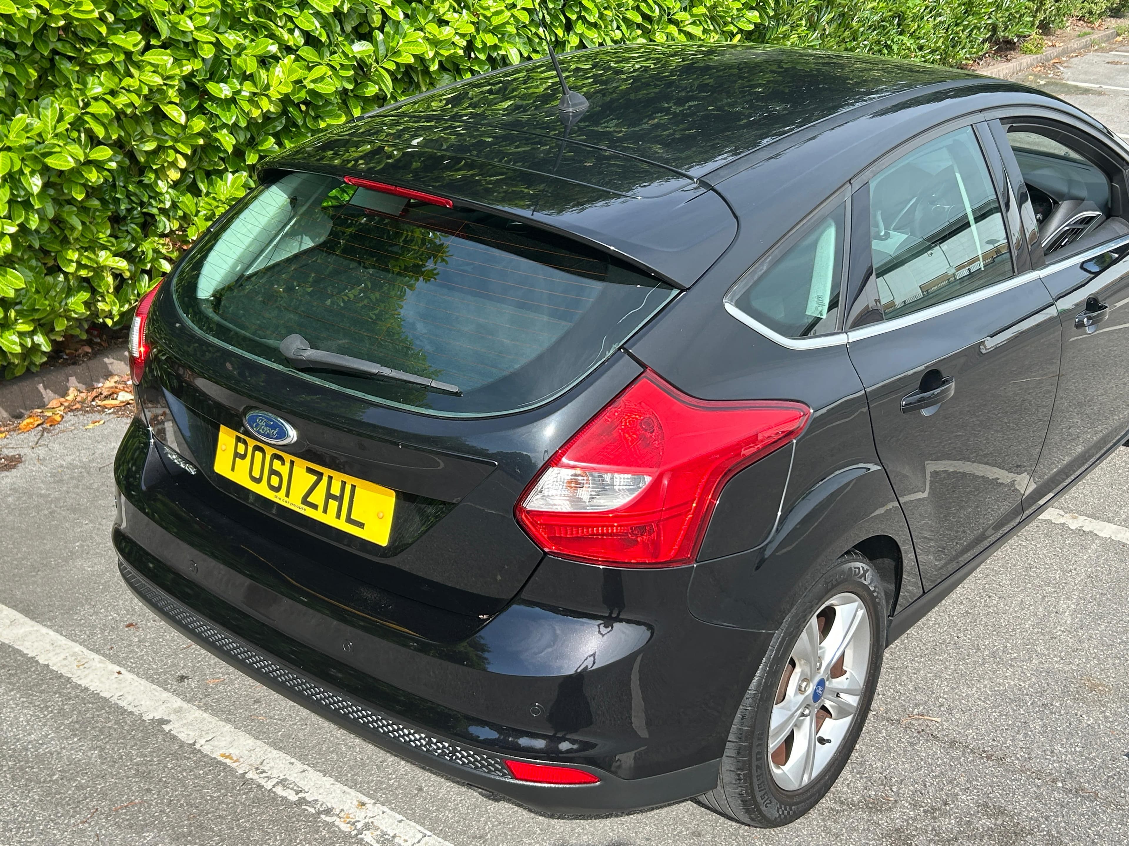 Ford Focus view 28