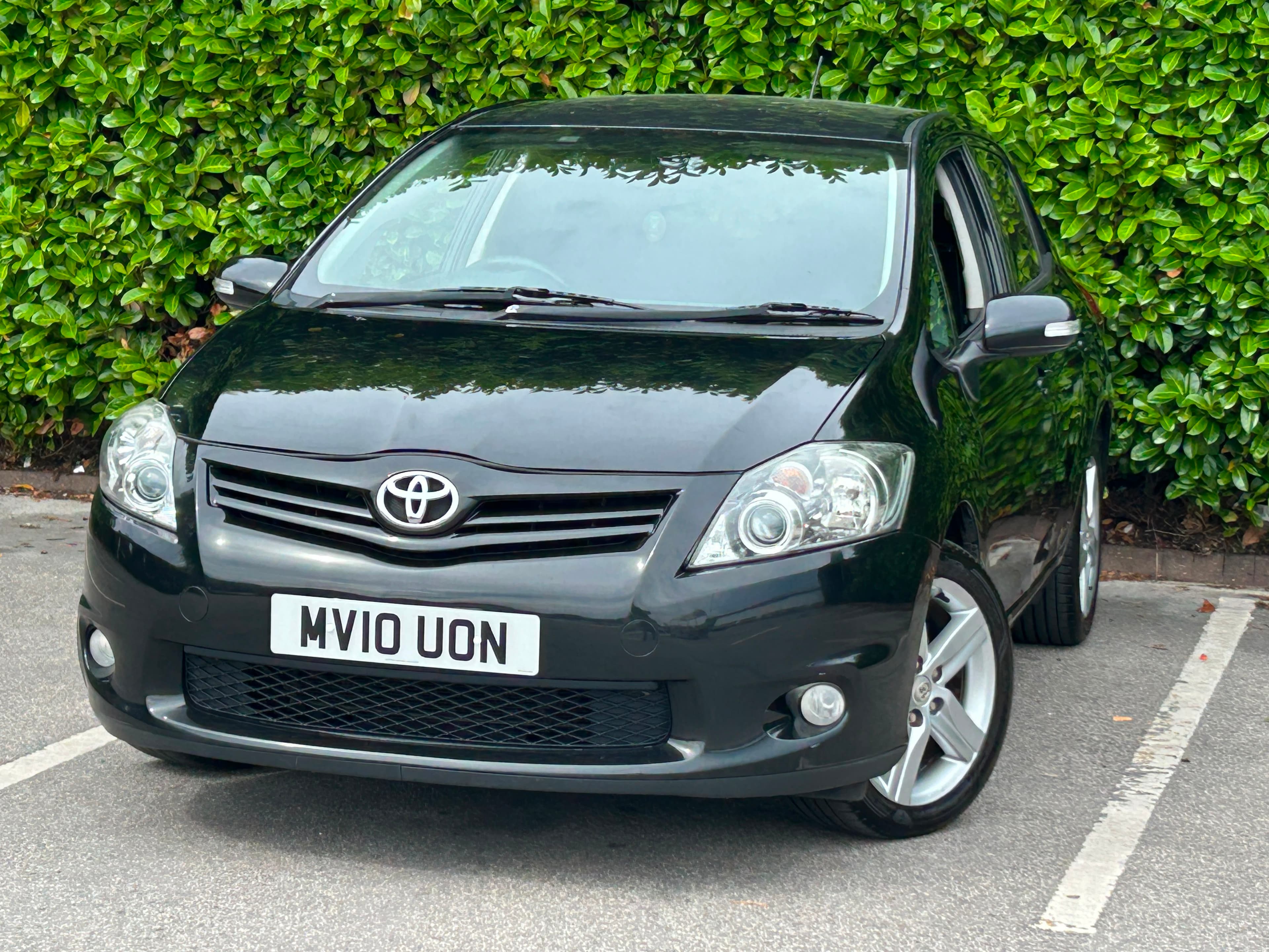 TOYOTA Auris V-Matic SR view 3