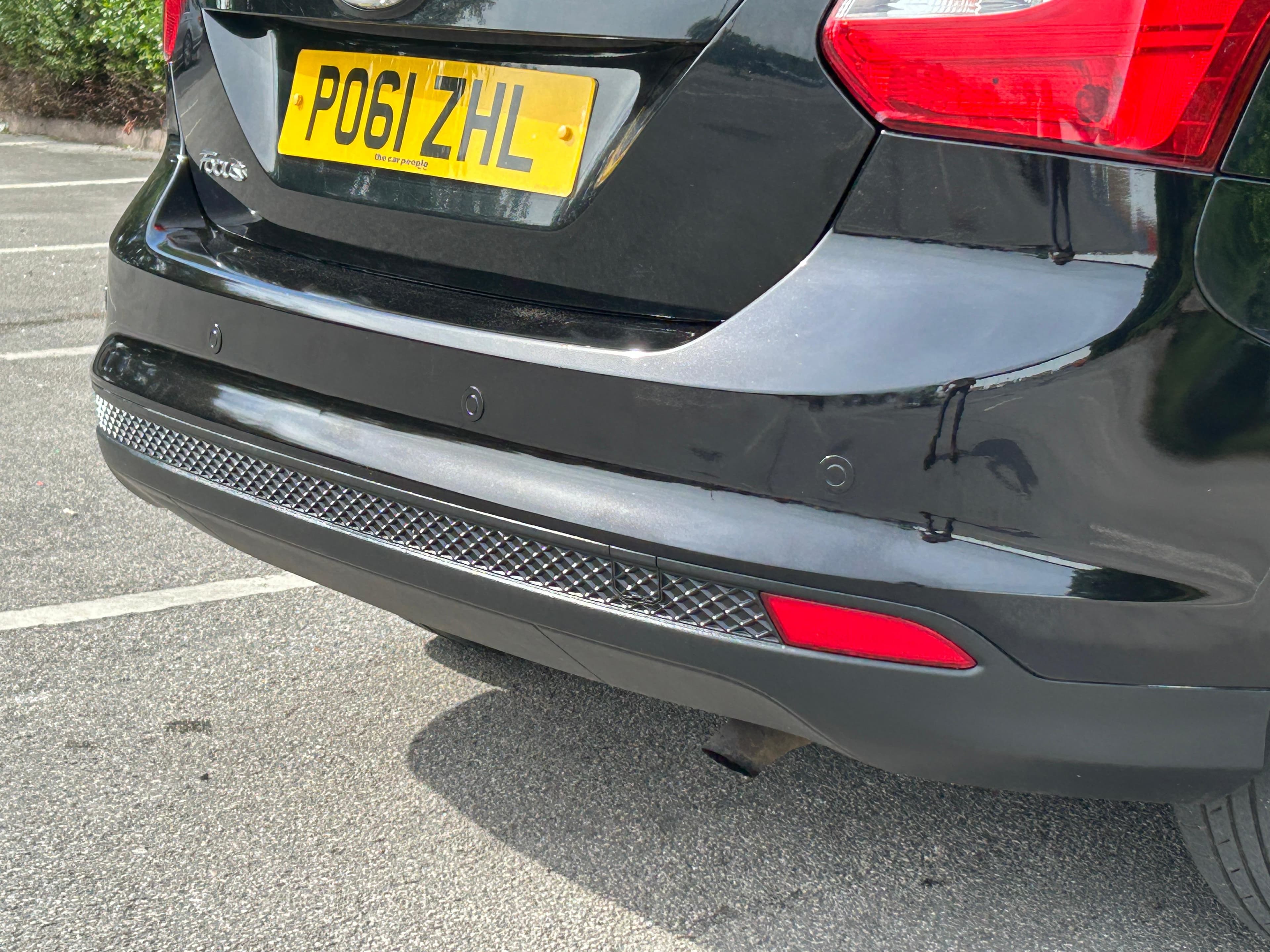 Ford Focus view 29