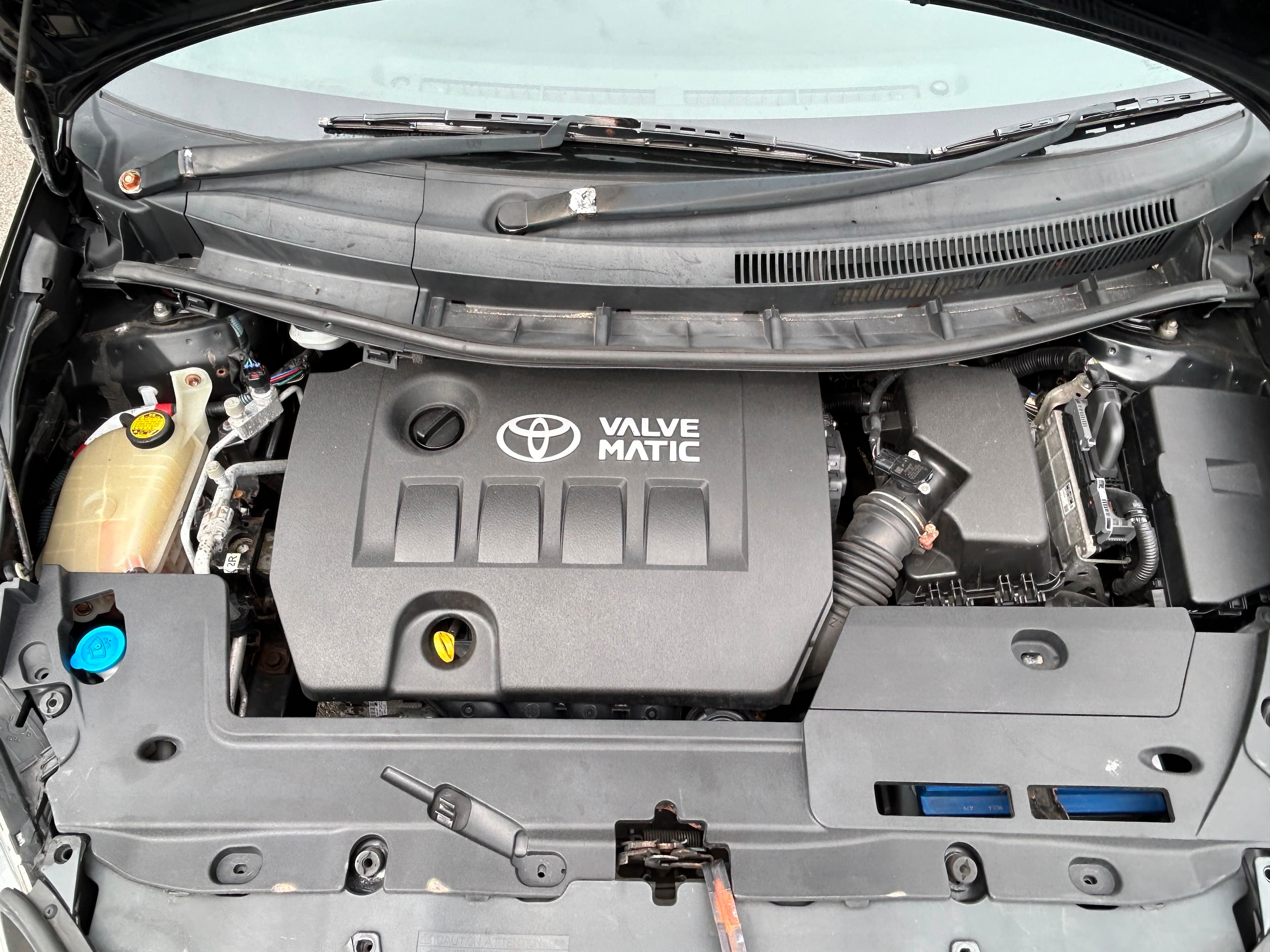 TOYOTA Auris V-Matic SR view 12