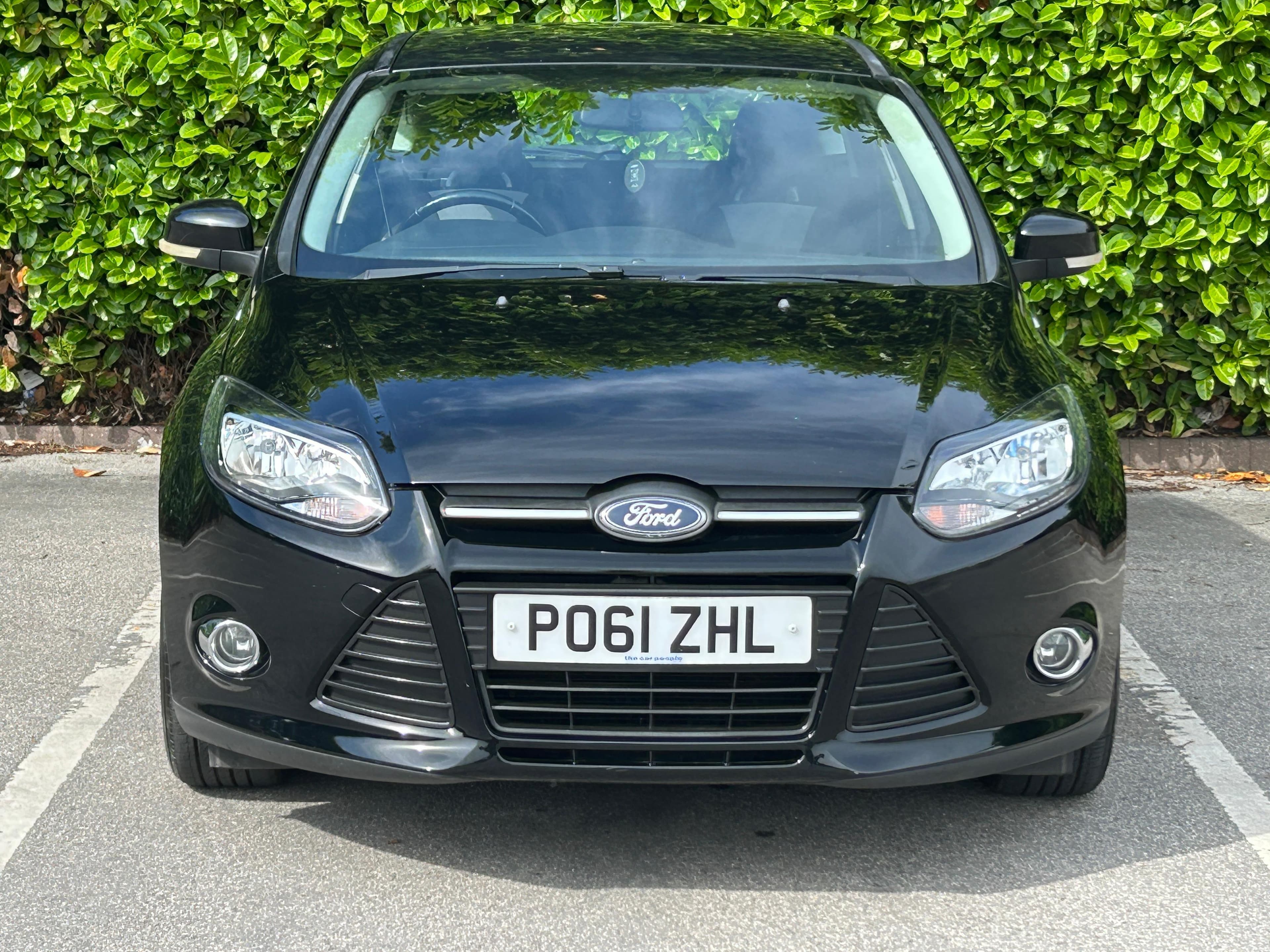 Ford Focus view 2