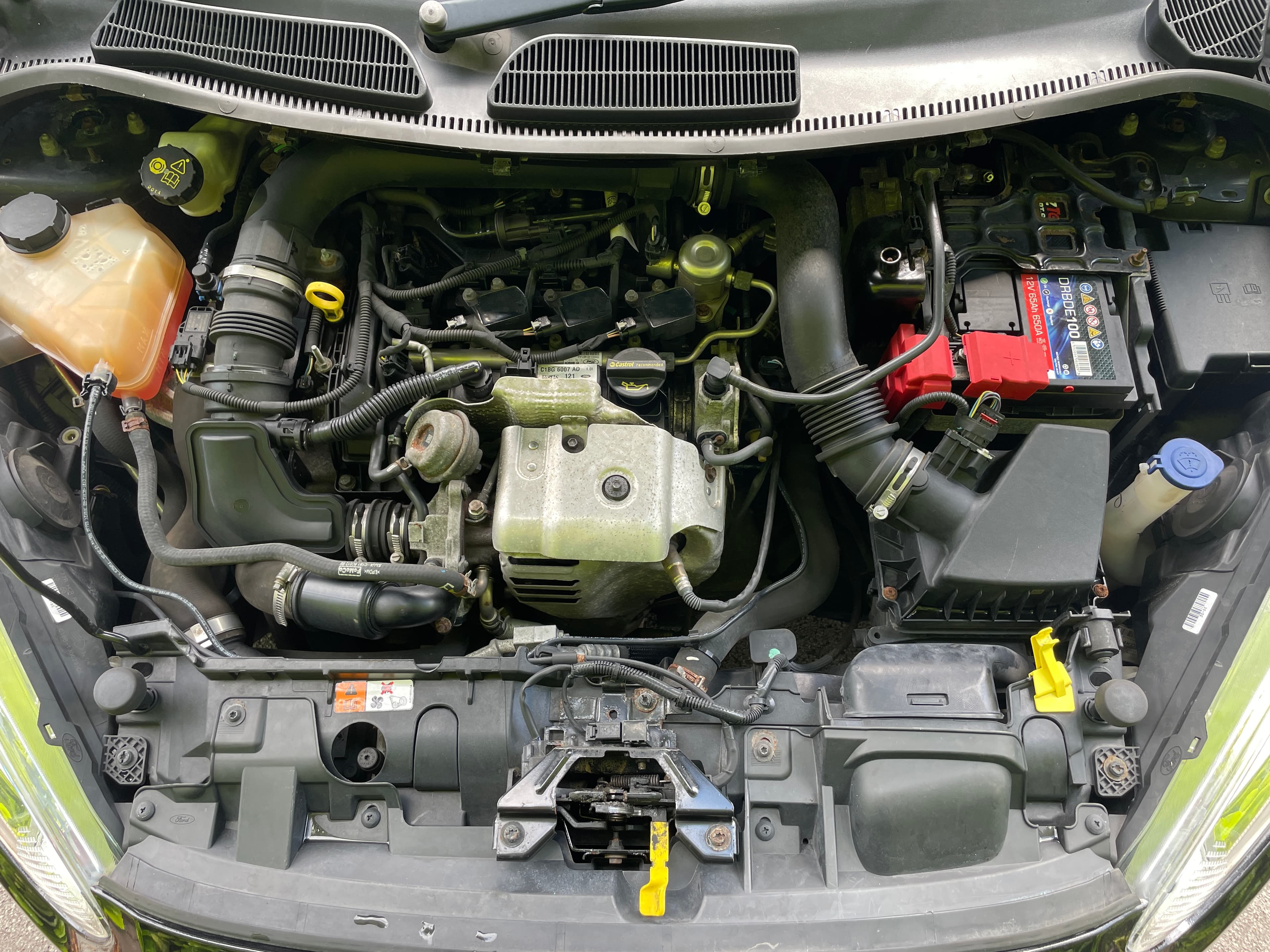FORD fIESTA TITANIUM view 10