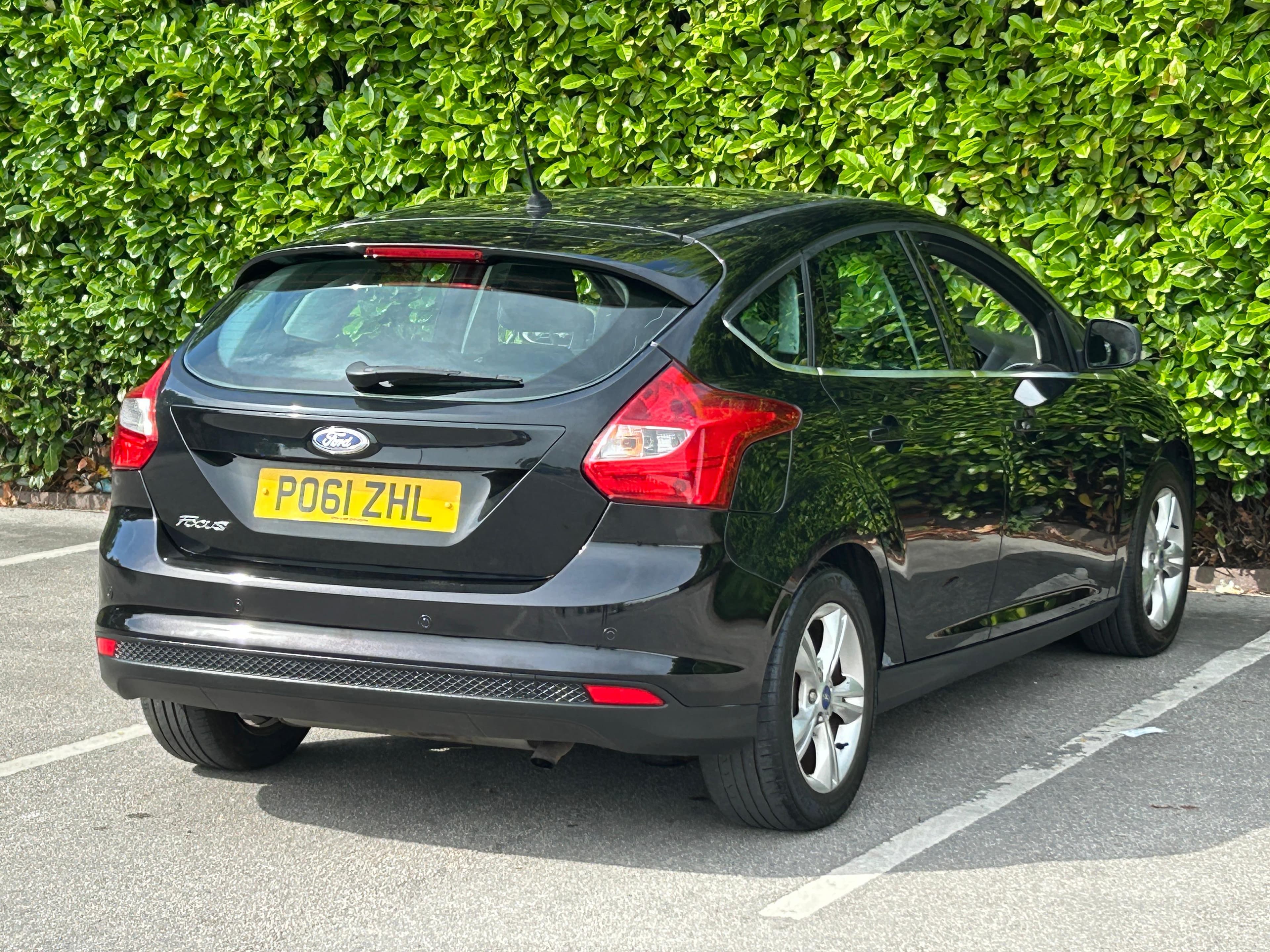 Ford Focus view 4