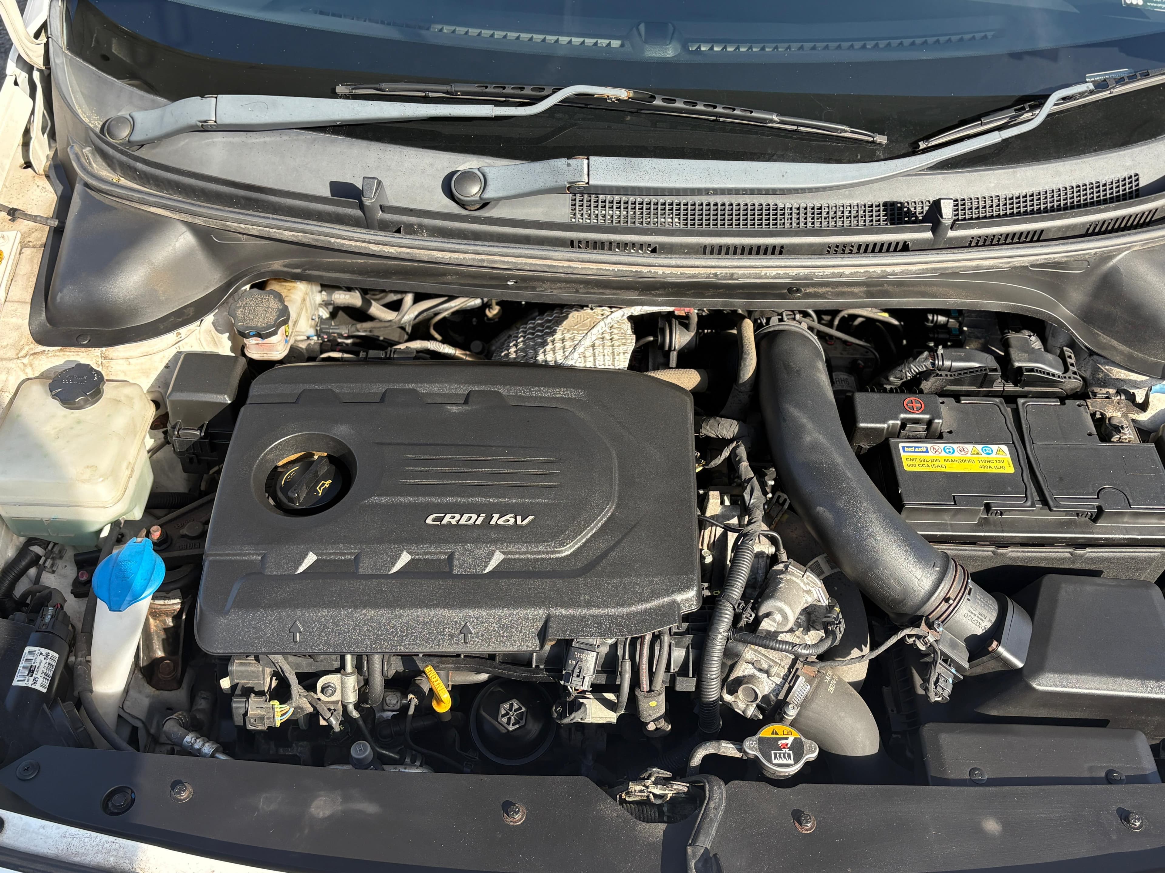 HYUNDAI I20 PREMIUM view 13