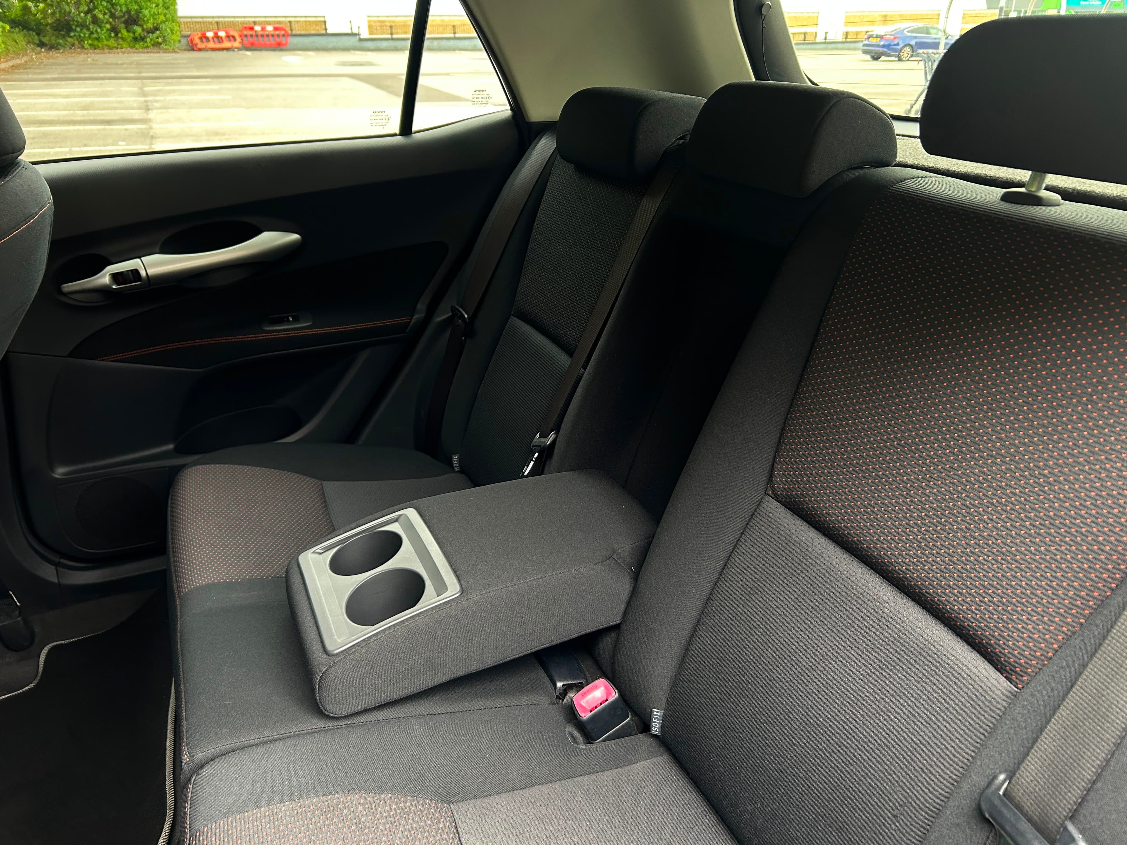 TOYOTA Auris V-Matic SR view 20