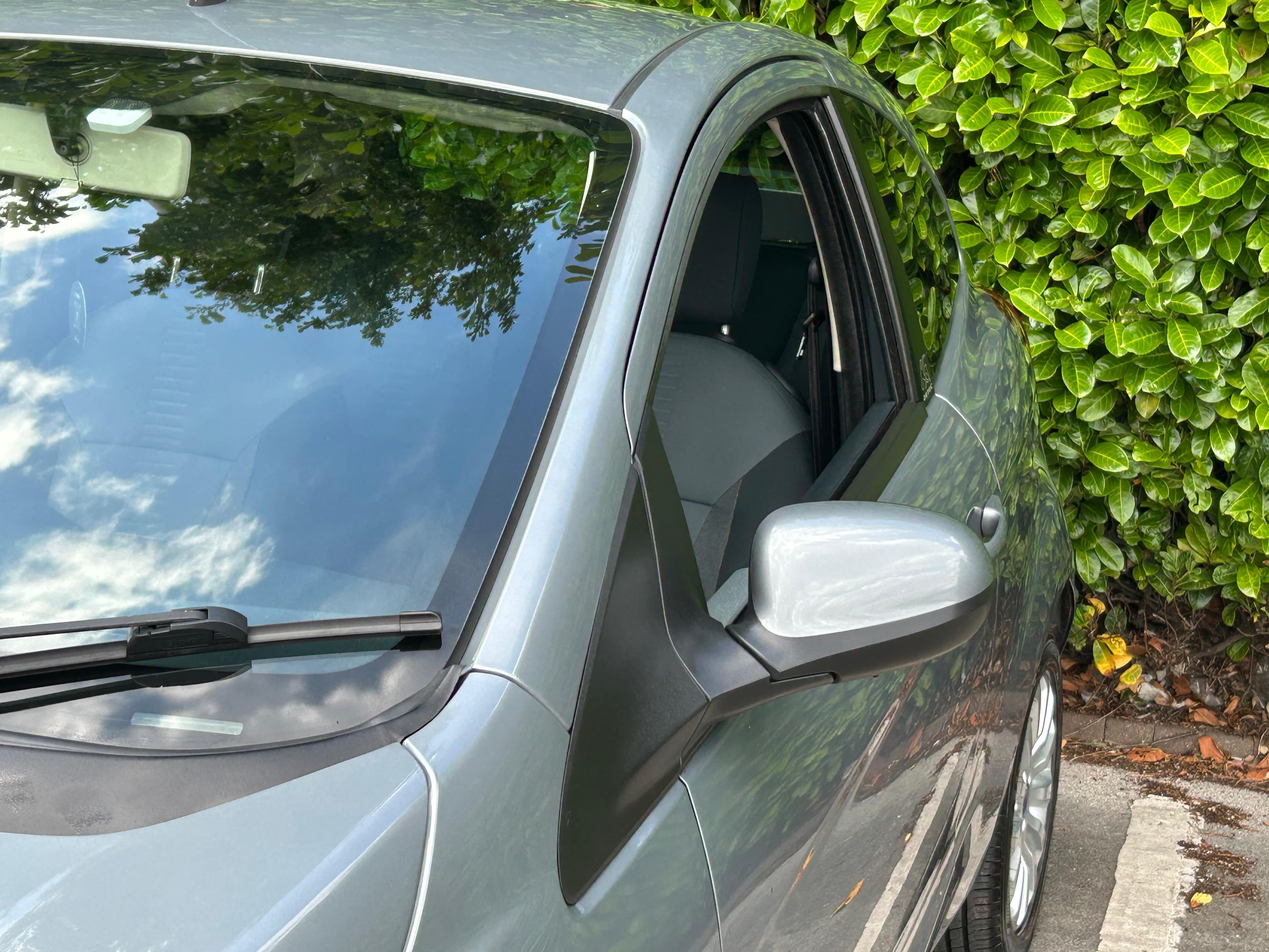 FORD KA ZETEC view 21
