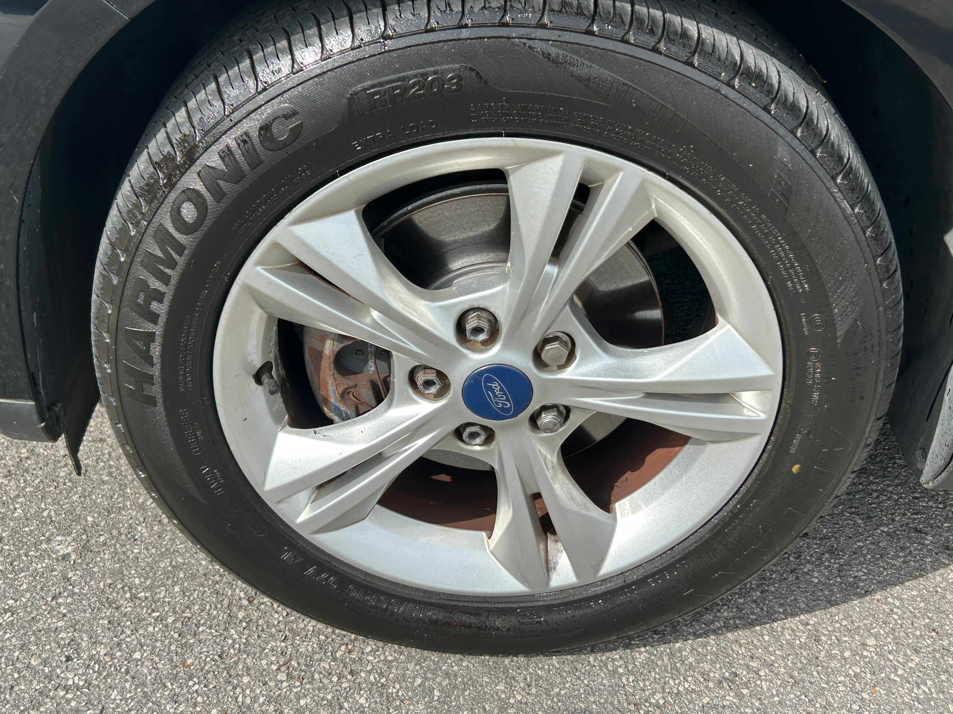 Ford Focus view 8