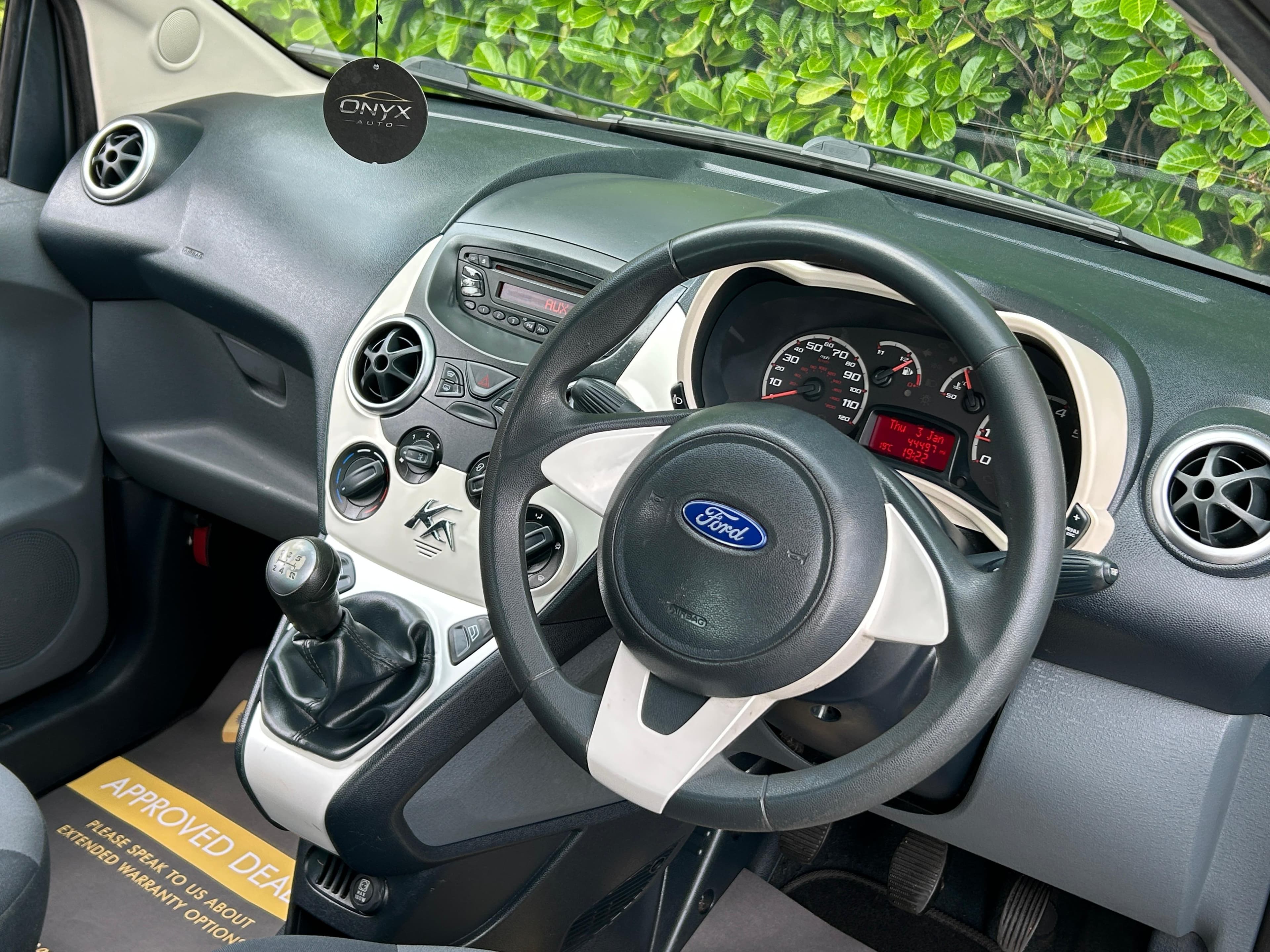FORD KA ZETEC view 11